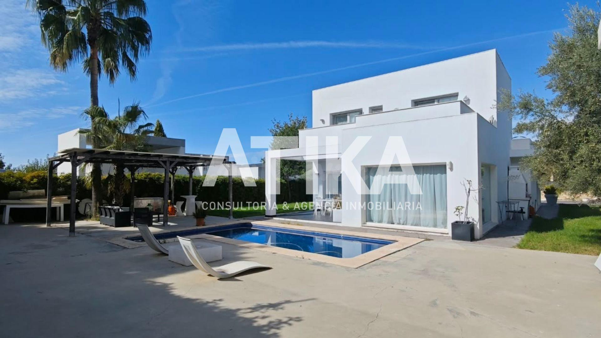 CHALET EN VENTA EN URBANIZACIÓN EL PILAR - ONTINYENT