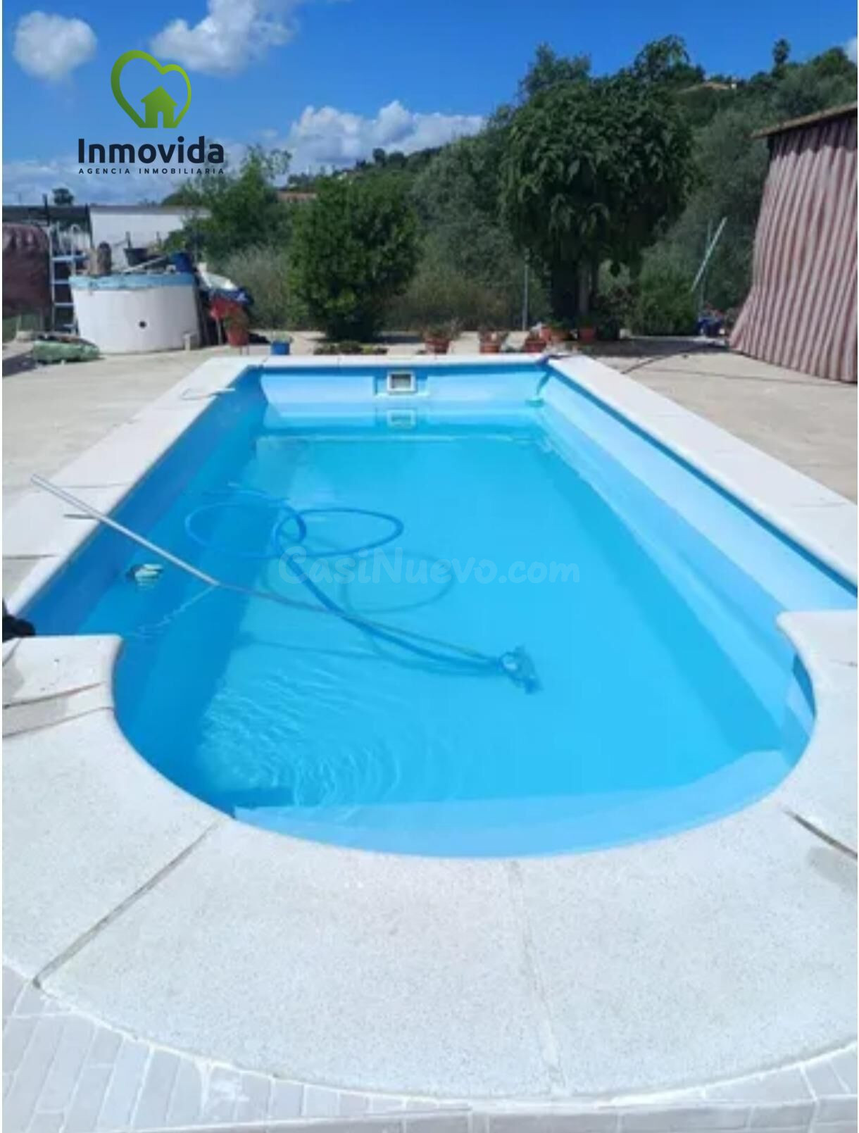 ¡Encantador Chalet con Piscina y Vistas en Cuevas Bajas!  NO