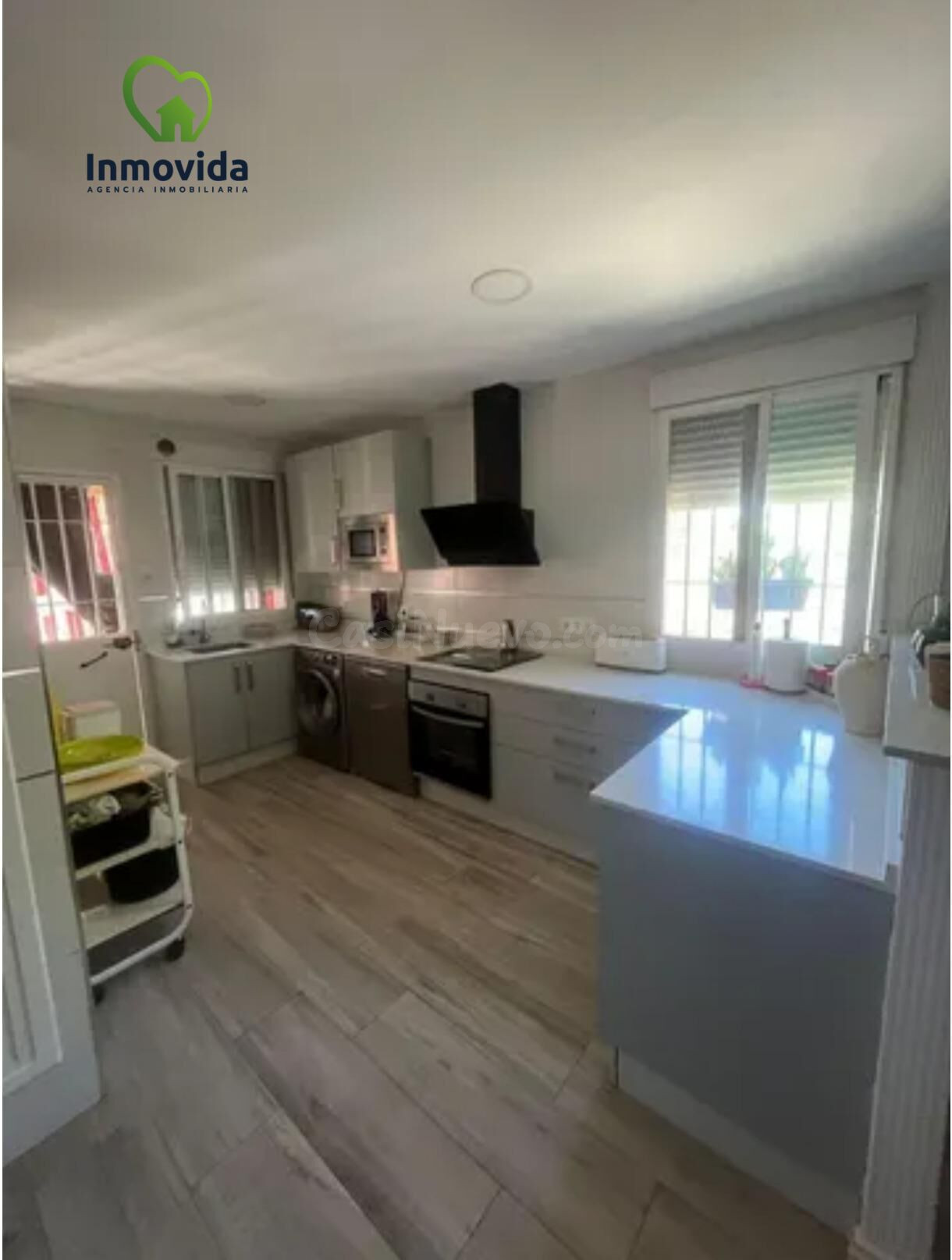 ¡Encantador Chalet con Piscina y Vistas en Cuevas Bajas!  NO - foto 5