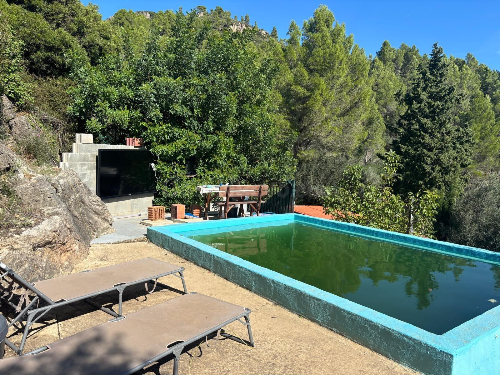Espectacular finca rústica de 9,7 hectáreas con vivienda, piscina y vistas al Parque Natural dels Ports