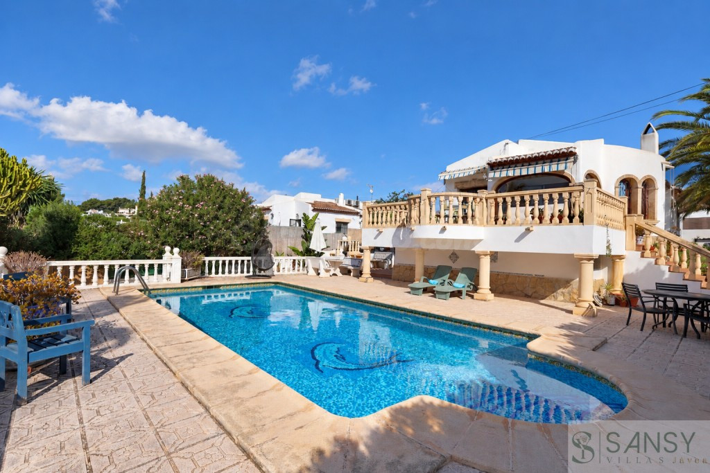 Villa de Lujo con Piscina en Pinosol, Jávea - 3 Habitaciones