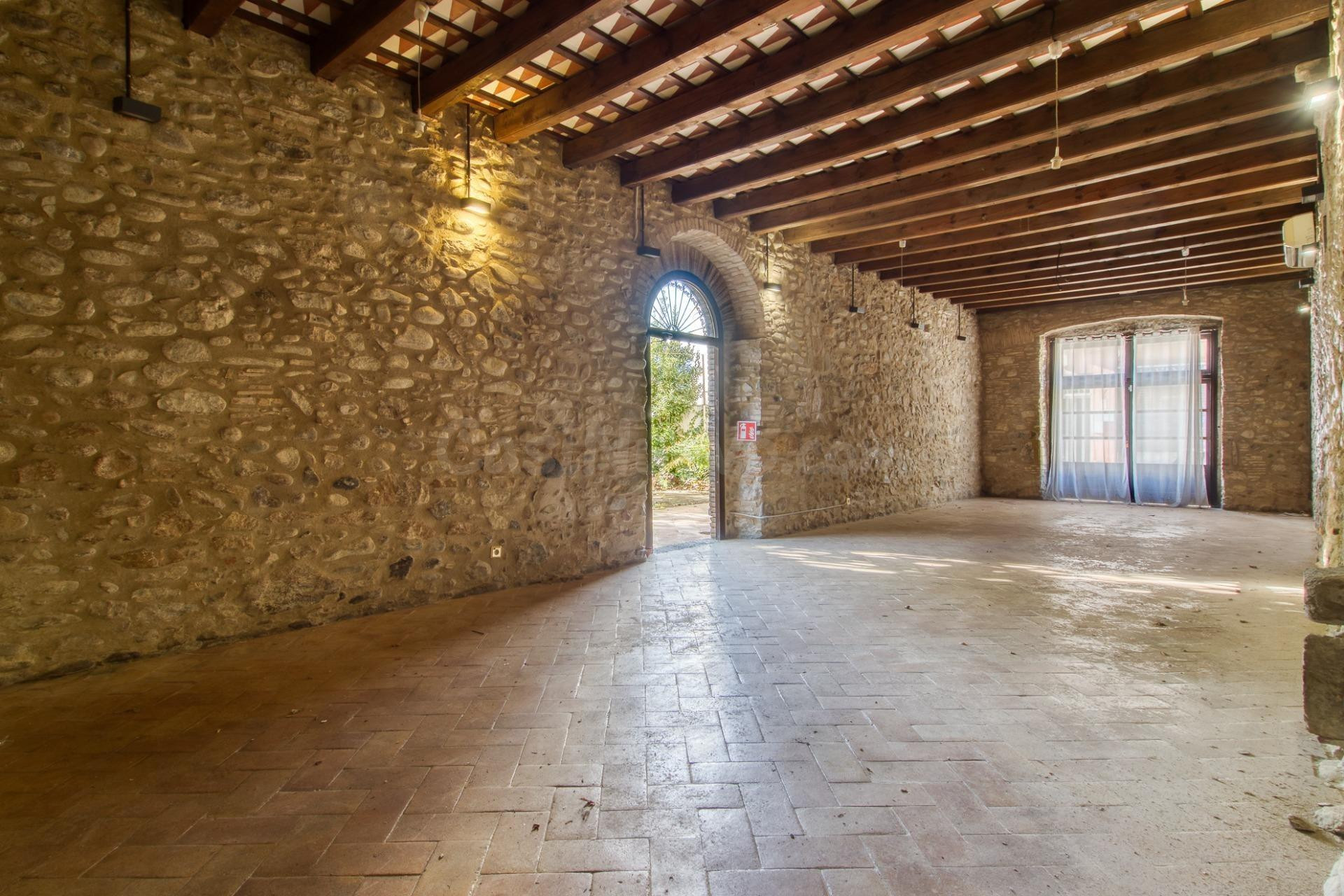 CASA DE PIEDRA SEMIRESTAURADA - foto 5