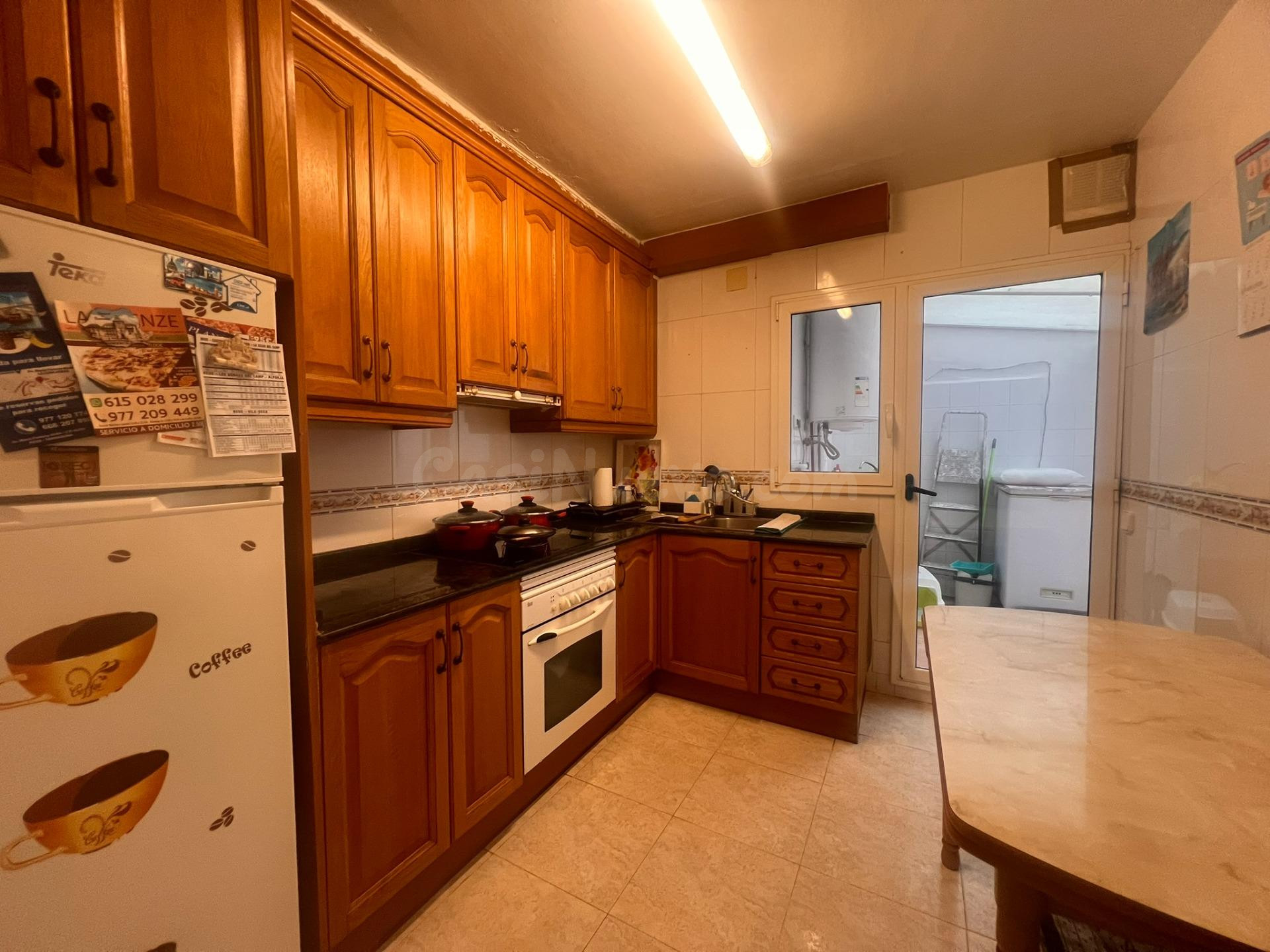 Amplio y Acogedor Piso en Reus - Oportunidad de Inversión - foto 3