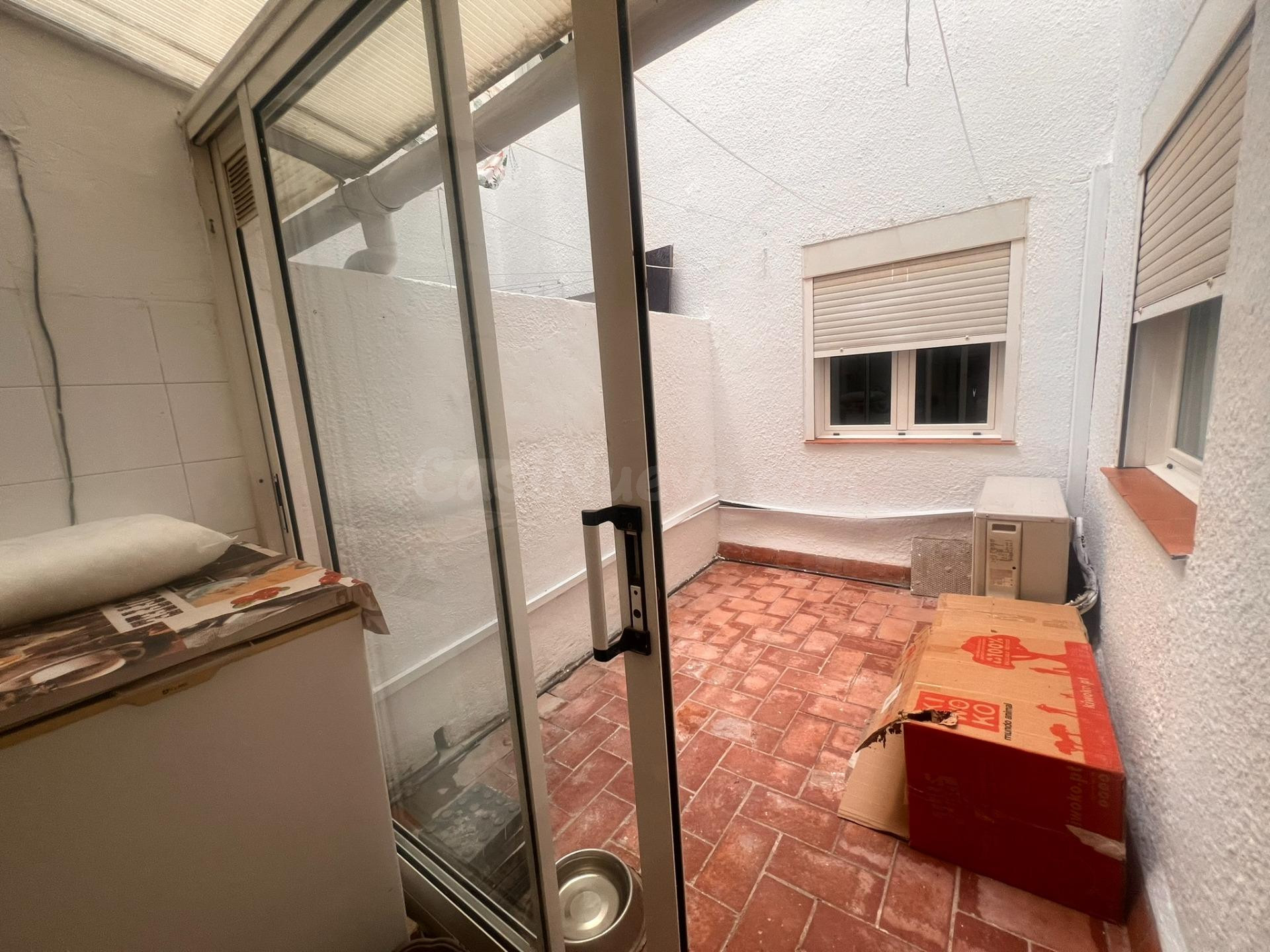 Amplio y Acogedor Piso en Reus - Oportunidad de Inversión - foto 5