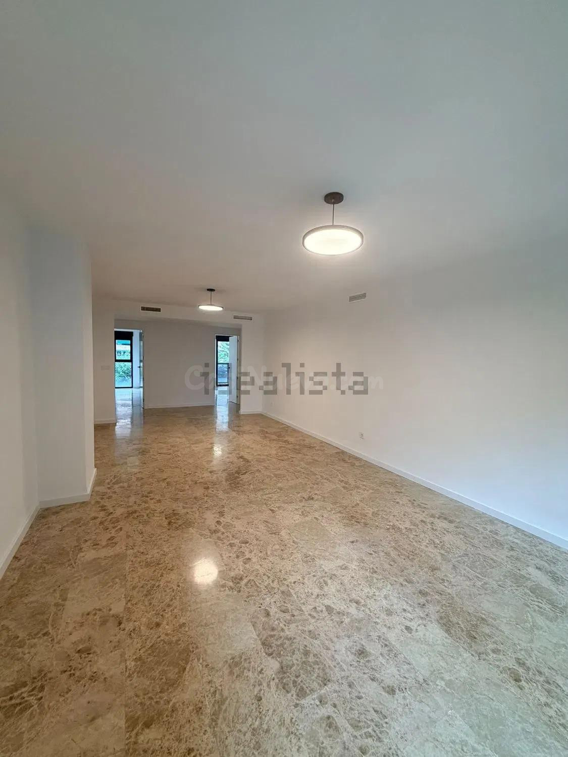 AMPLIO Y LUJOSO PISO DE 3 HABS Y PISCINA EN CIUDAD DE ARTES  - foto 4