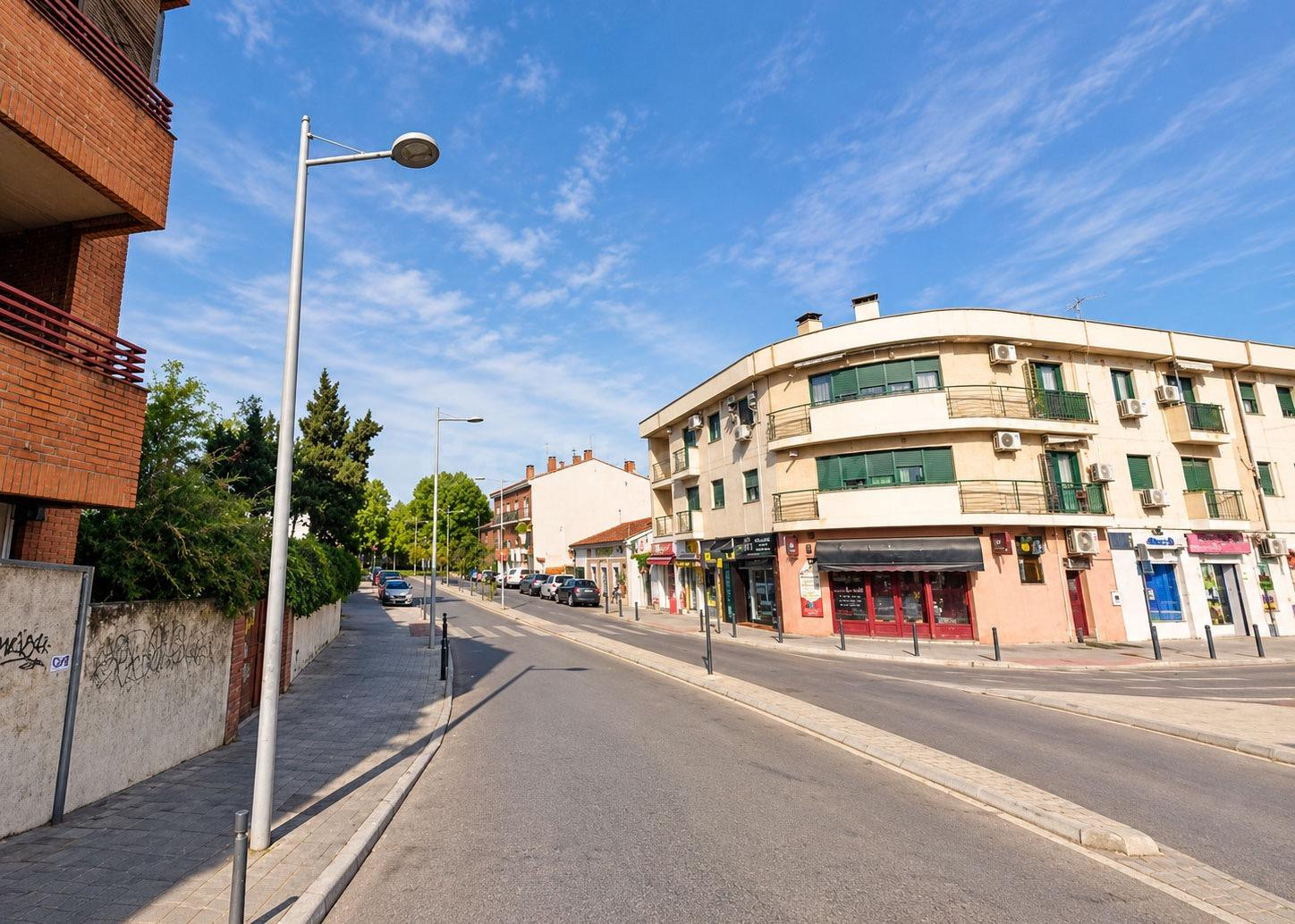 ALQUILER CON TRASPASO DE NEGOCIO DE HOSTELERÍA EN VILLANUEVA DE LA CAÑADA (MADRID)