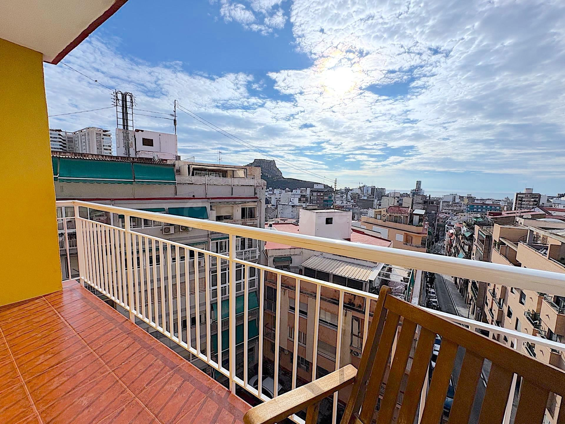 GRAN PISO EN ESQUINA Y REFORMADO EN LA RONDA DEL CASTILLO