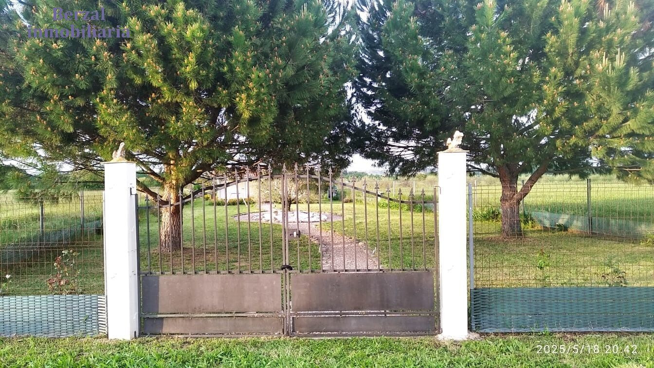 Finca rústica, vallada con agua de pozo, luz con generador.