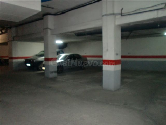 Parking de moto 2m² en alquiler - Sant Narcís - Pl. Europa - foto 2
