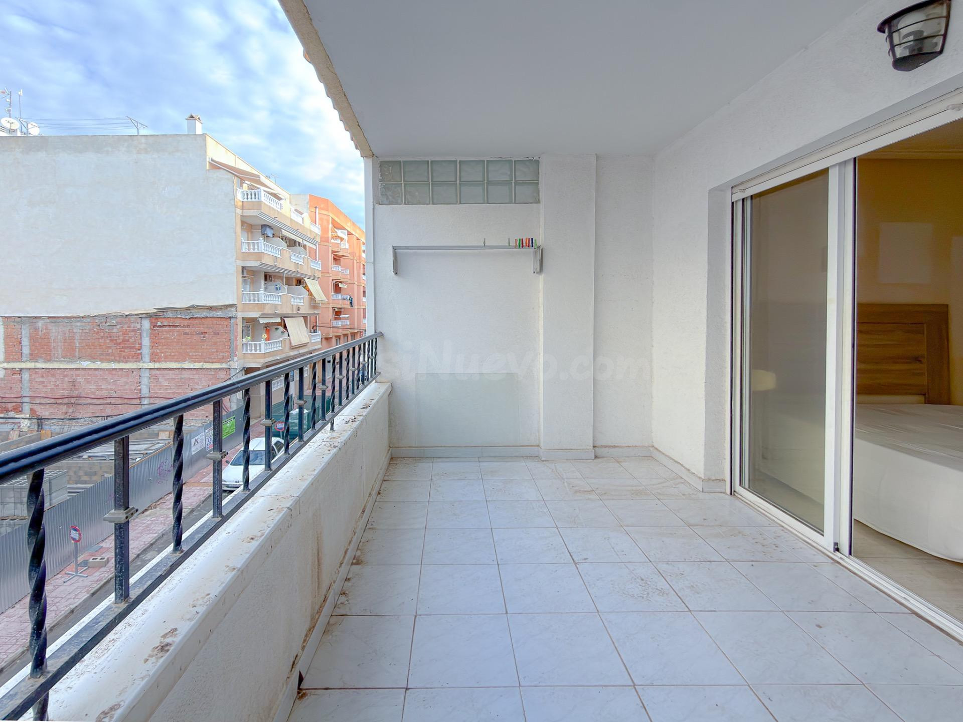 Playa de los Locos! Amplio estudio con gran terraza a 160 metros de la playa