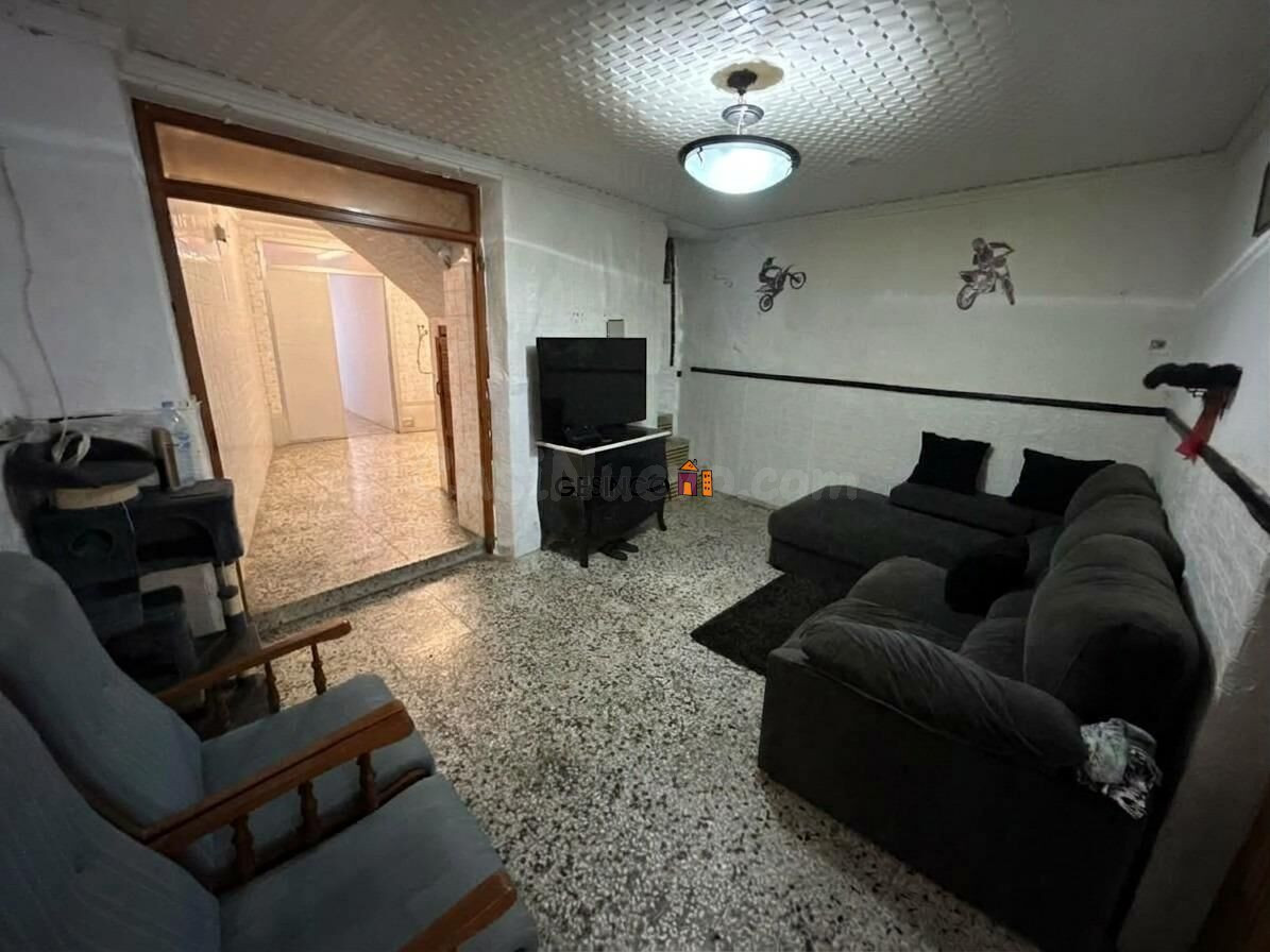 CASA DE PUEBLO CON PATIO Y TERRAZA EN ROTGLÀ I CORBERÀ - foto 2