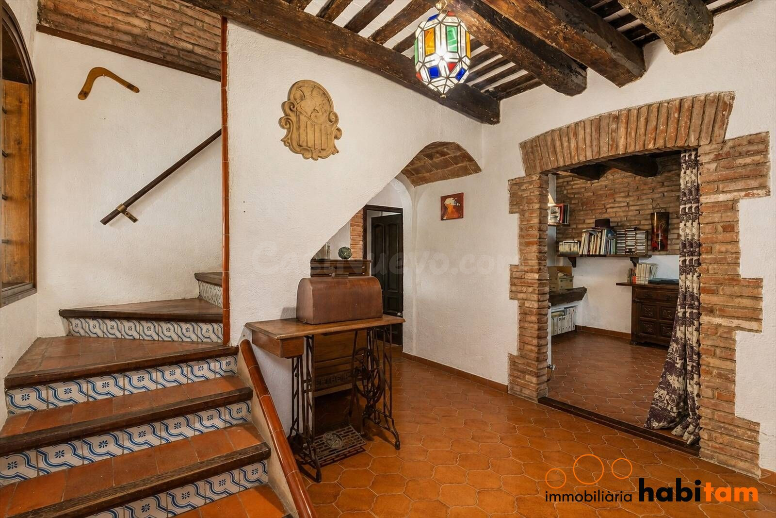 Espectacular Masia de piedra del siglo XIX con 2.200m2 de te - foto 2