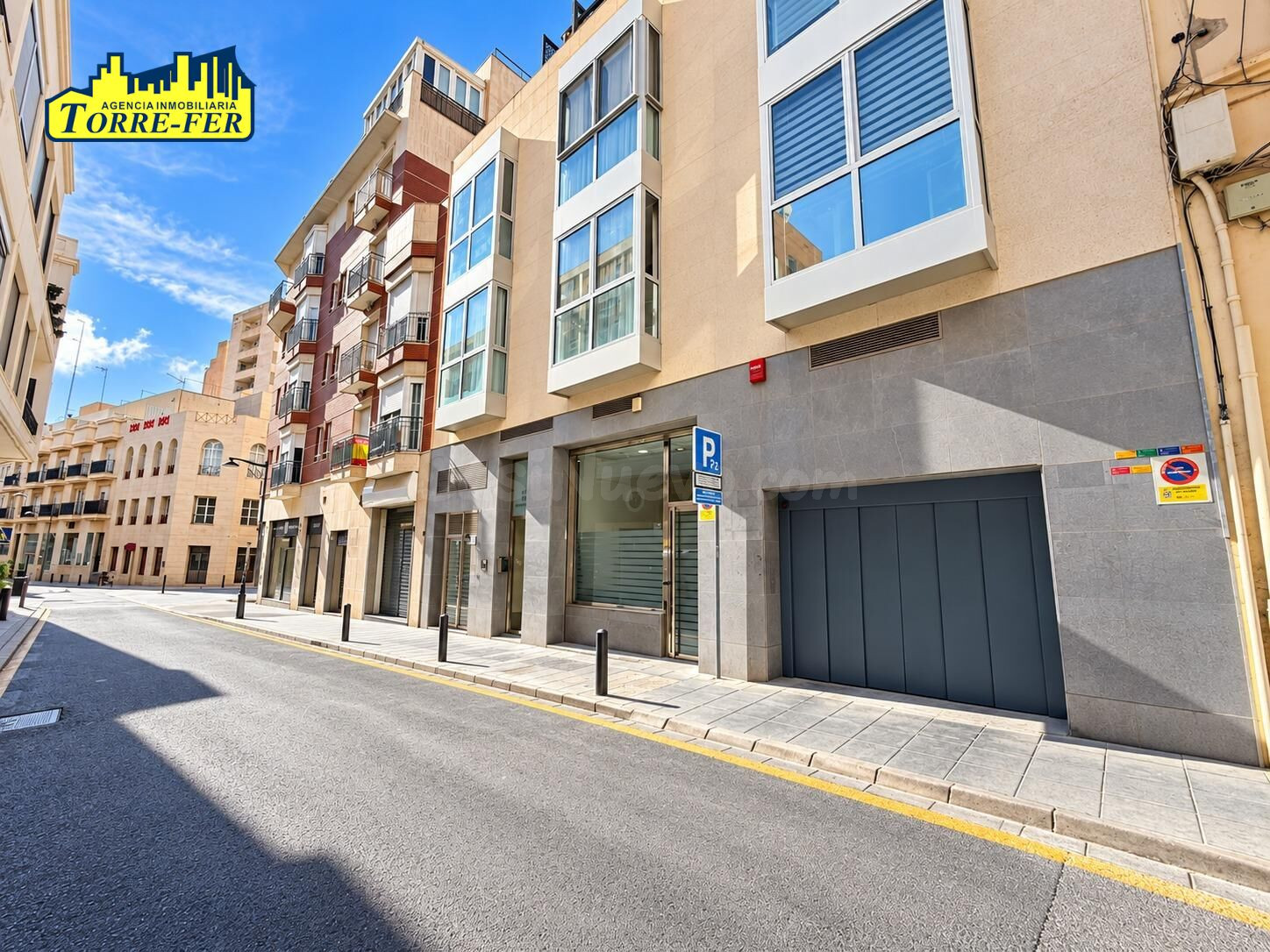 ¡PLAZA DE GARAJE EN VENTA EN PLENO CENTRO DE ALMERIA, EN CALLE GONZALEZ GARBÍN!