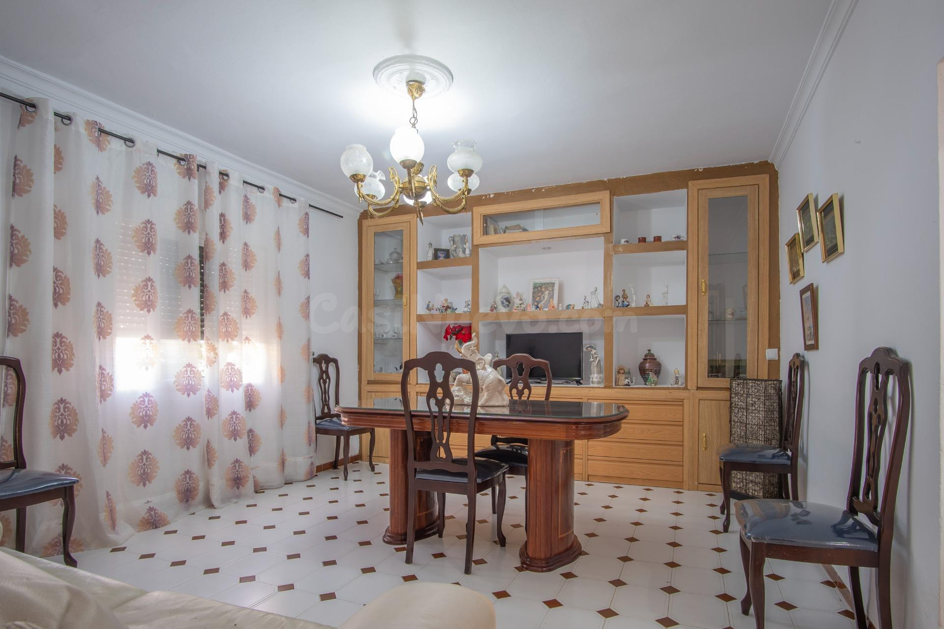 Casa independiente con jardín, patio y azotea en San Fernando
