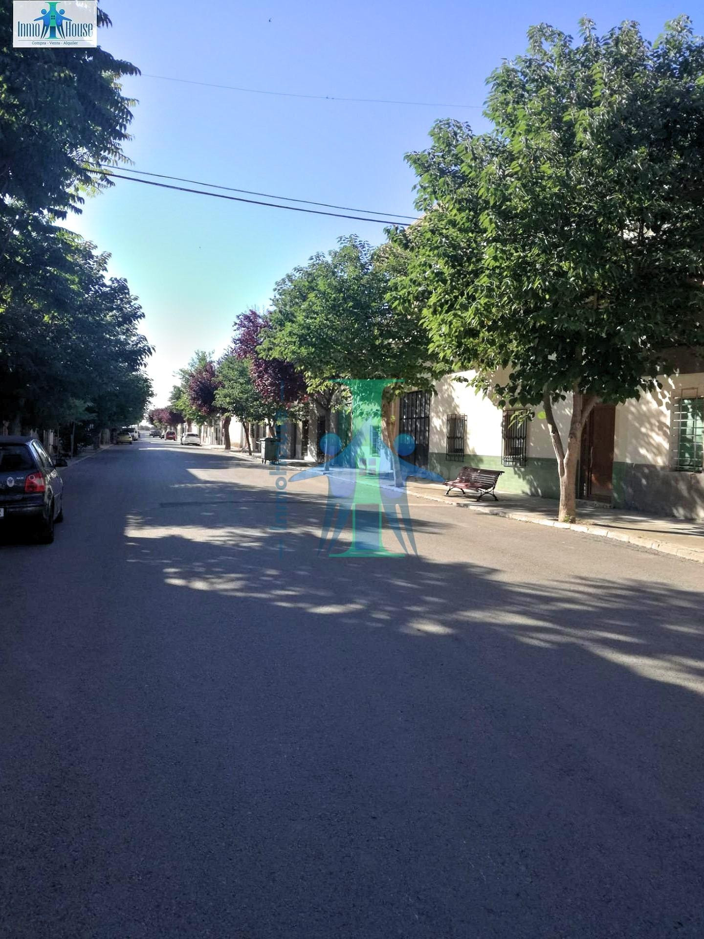 Se vende casa en La Gineta