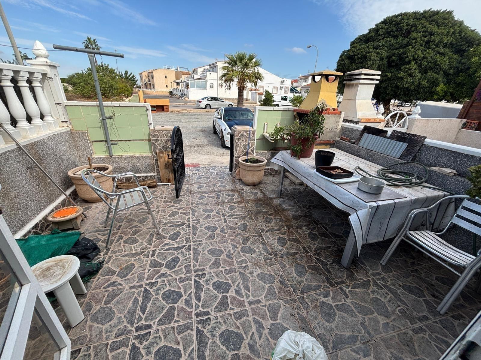 ESTUPENDO BUNGALOW PARA REFORMAR, UNA BUENA OCASIÓN PARA INVERTIR