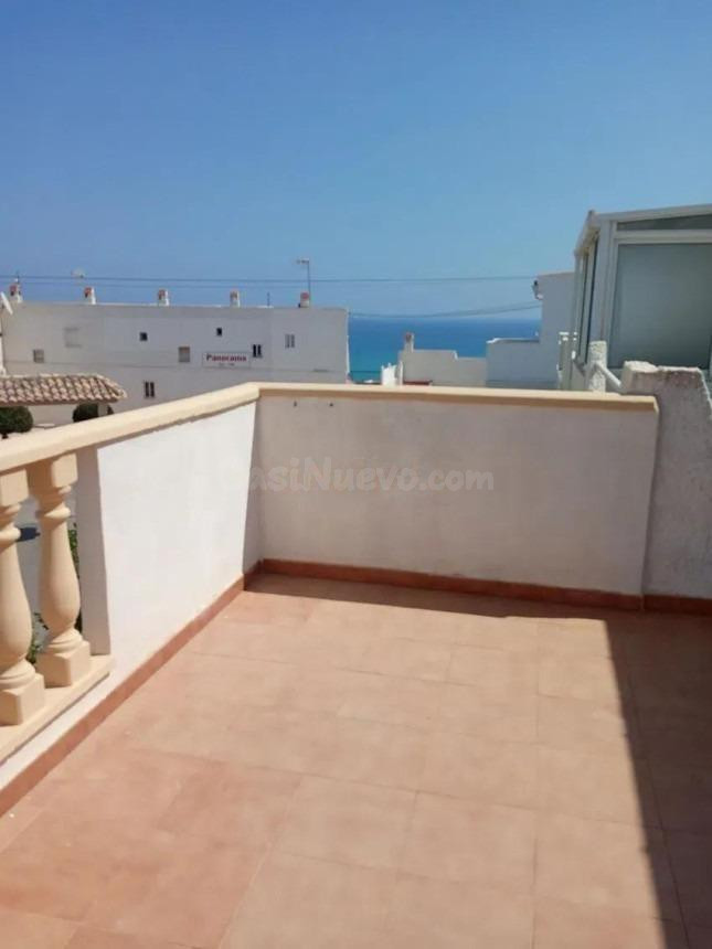 FABULOSA VIVIENDA TIPO DUPLEX CON GRAN TERRAZA, IDEAL PARA SUS DIAS DE DESCANSO