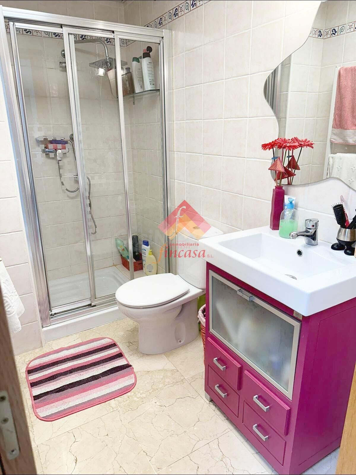 ESTUPENDA CASA ADOSADA EN LA ZONA DE ARENAL - foto 5