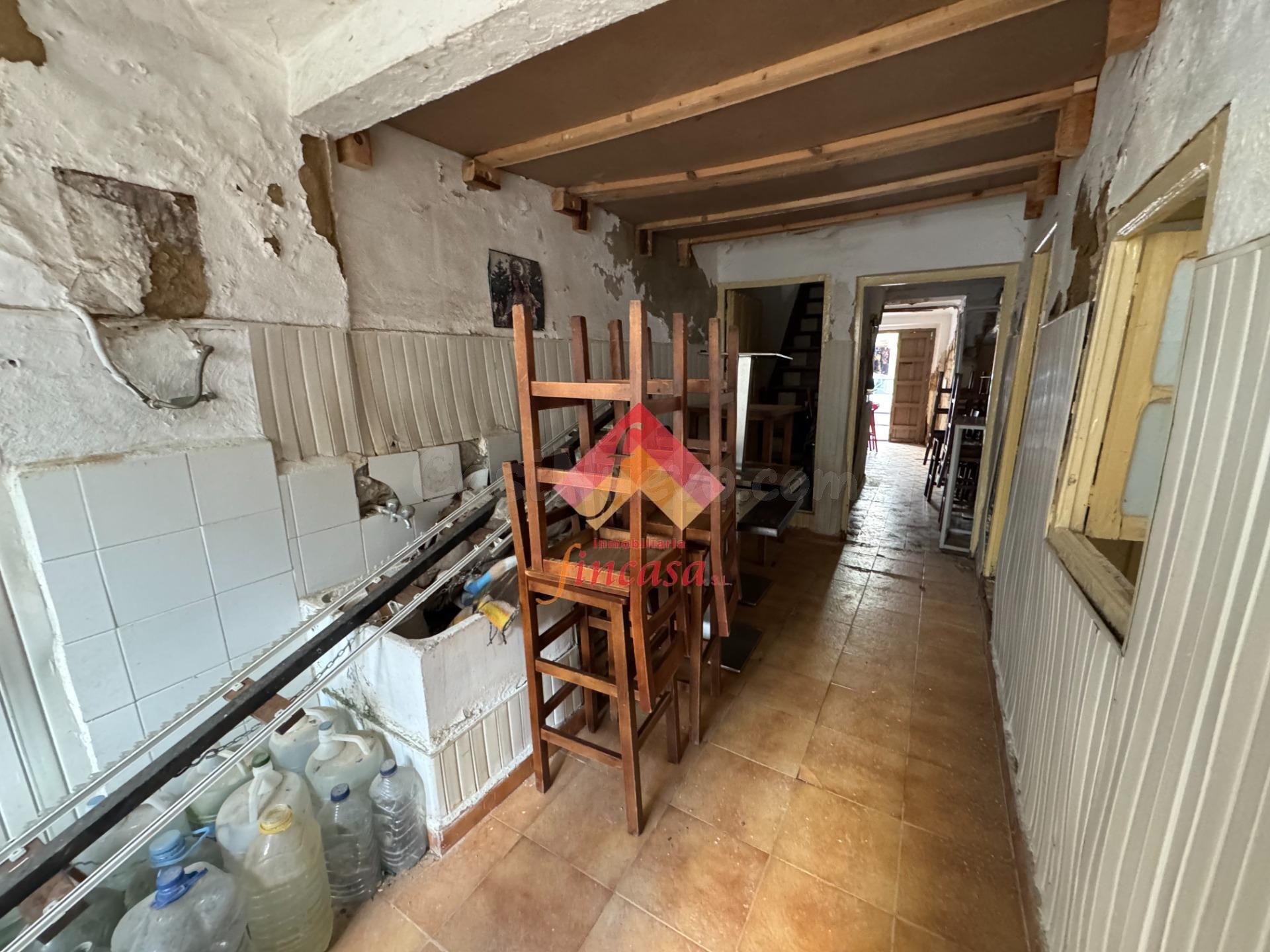 ESTUPENDA CASA PARA REFORMAR EN PLENO CENTRO - foto 4