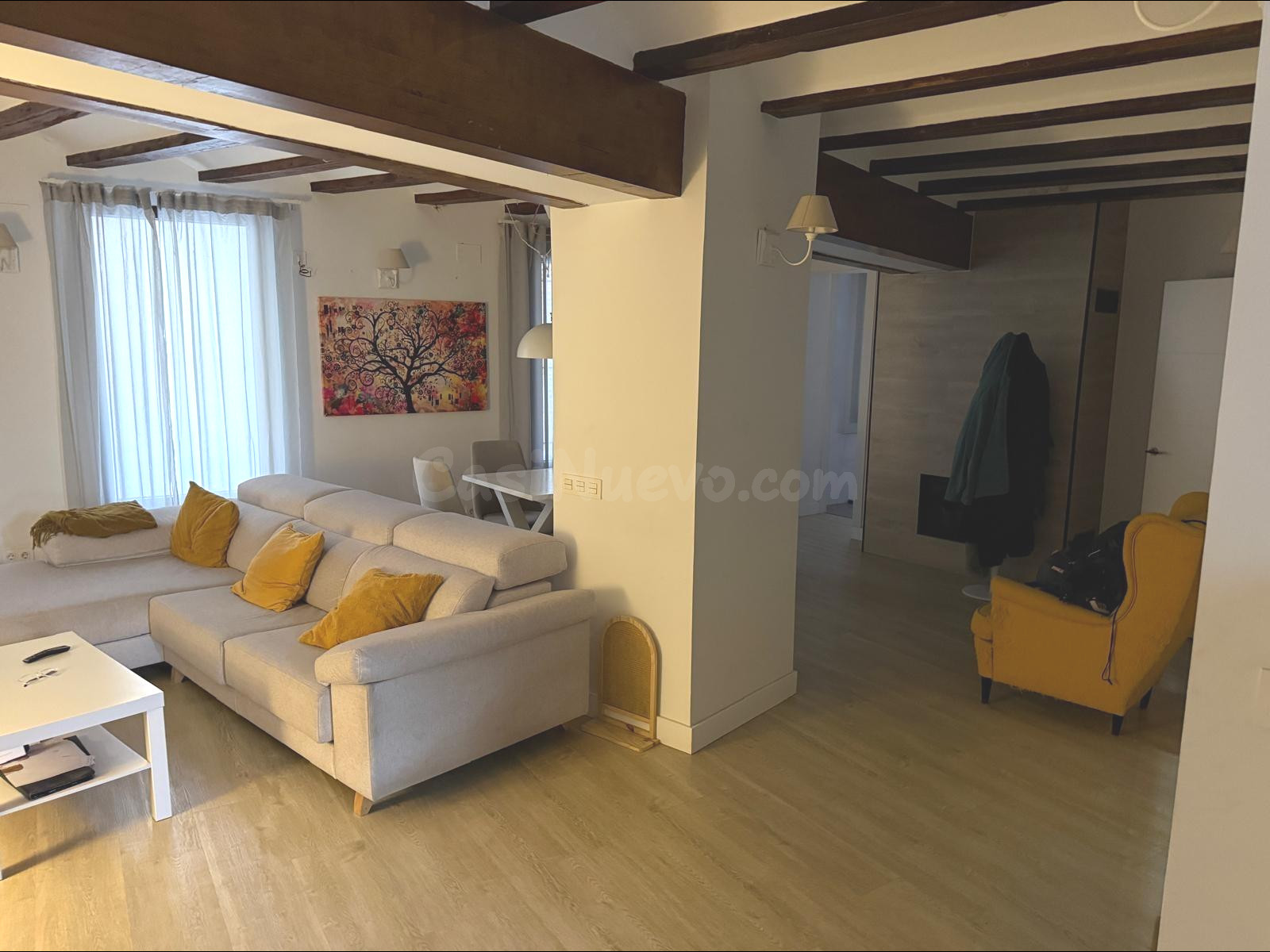 CASA  DUPLEX CON ENCANTO EN EL MISMO CENTRO DE ALBORAYA