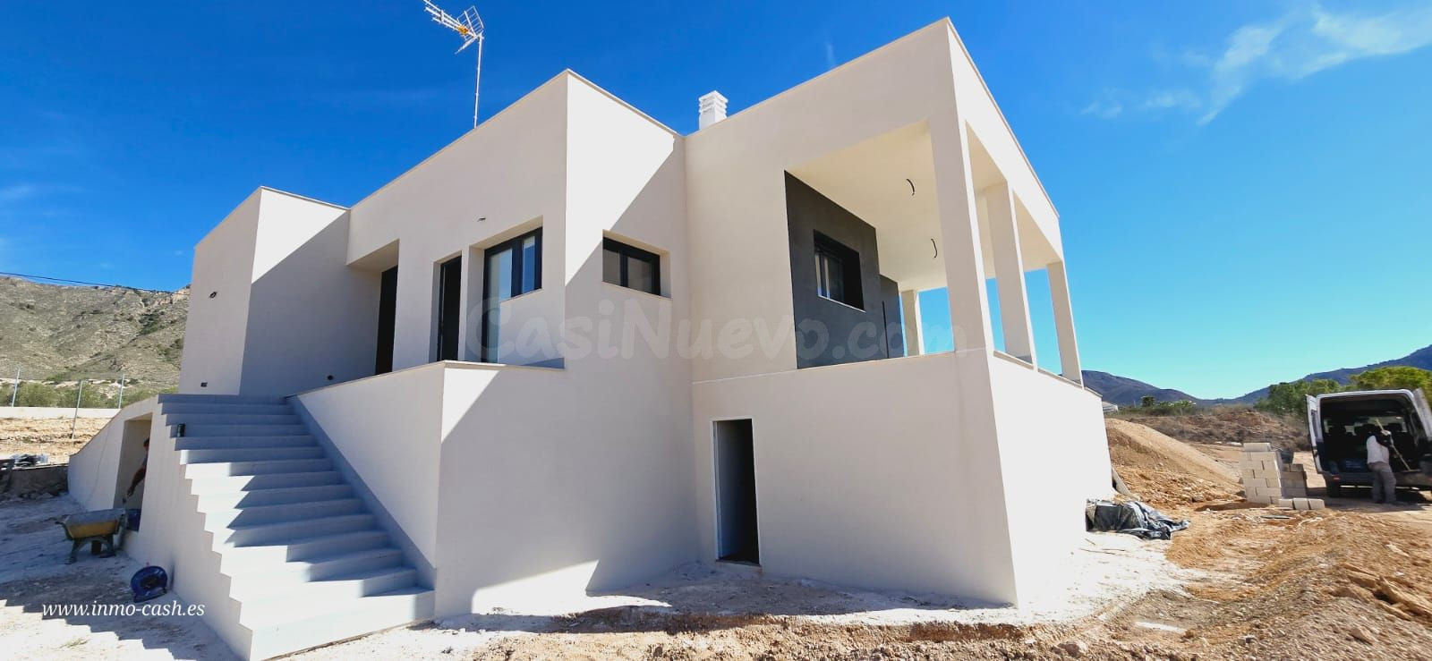 Villa 3 habitaciones 250m² en venta - Macisvenda