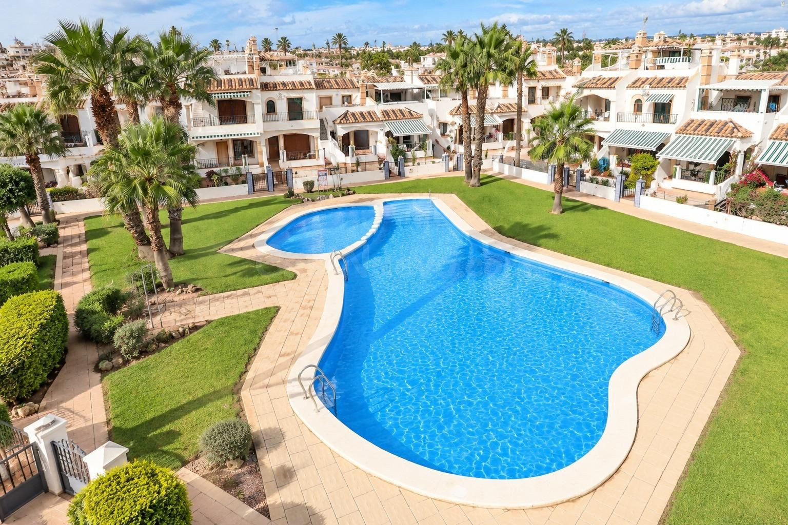 Dúplex 2 habitaciones 87m² en venta - PAU 8