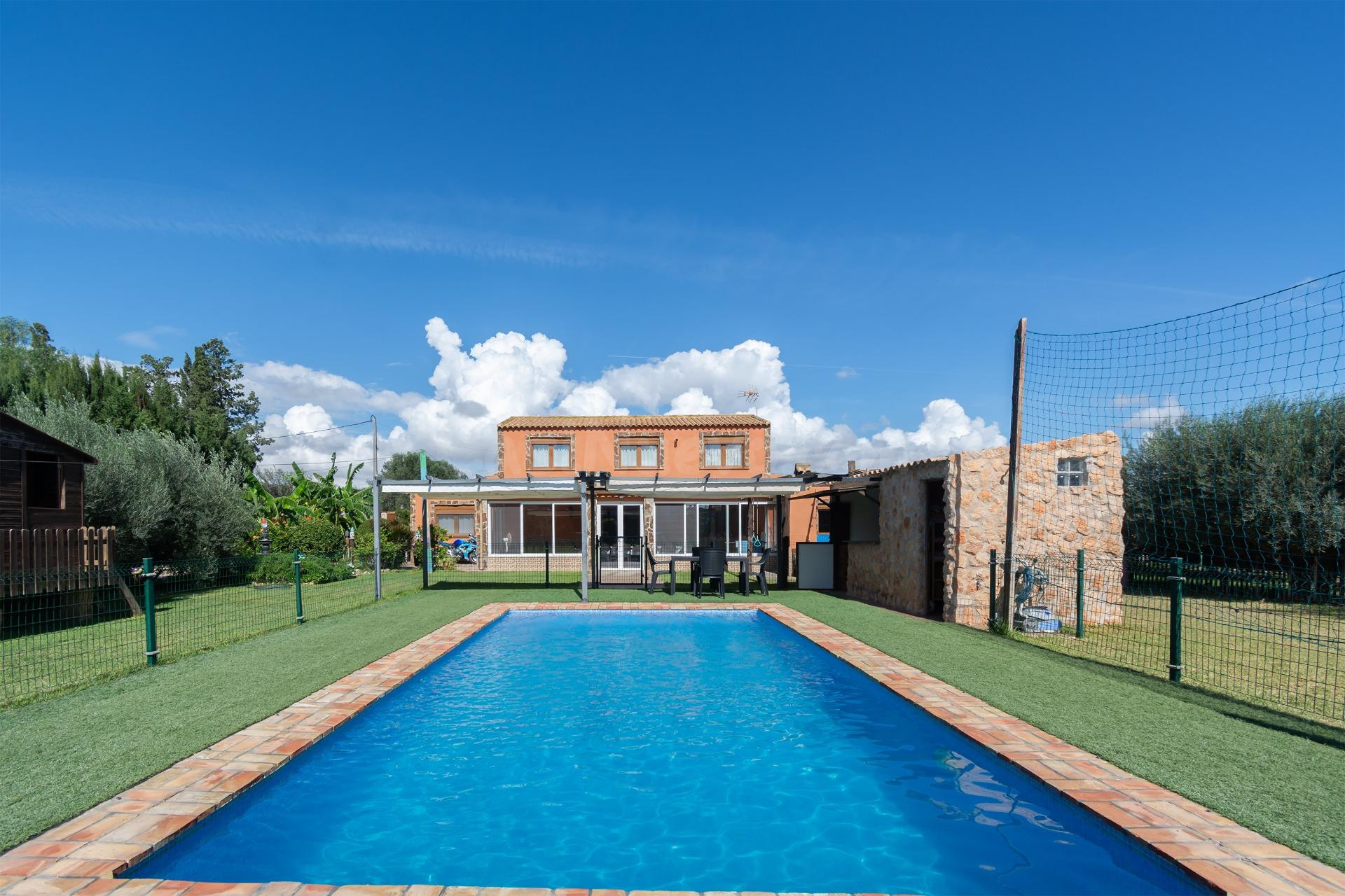 Chalet con piscina privada en La Palma, Cartagena, Región de Murcia.