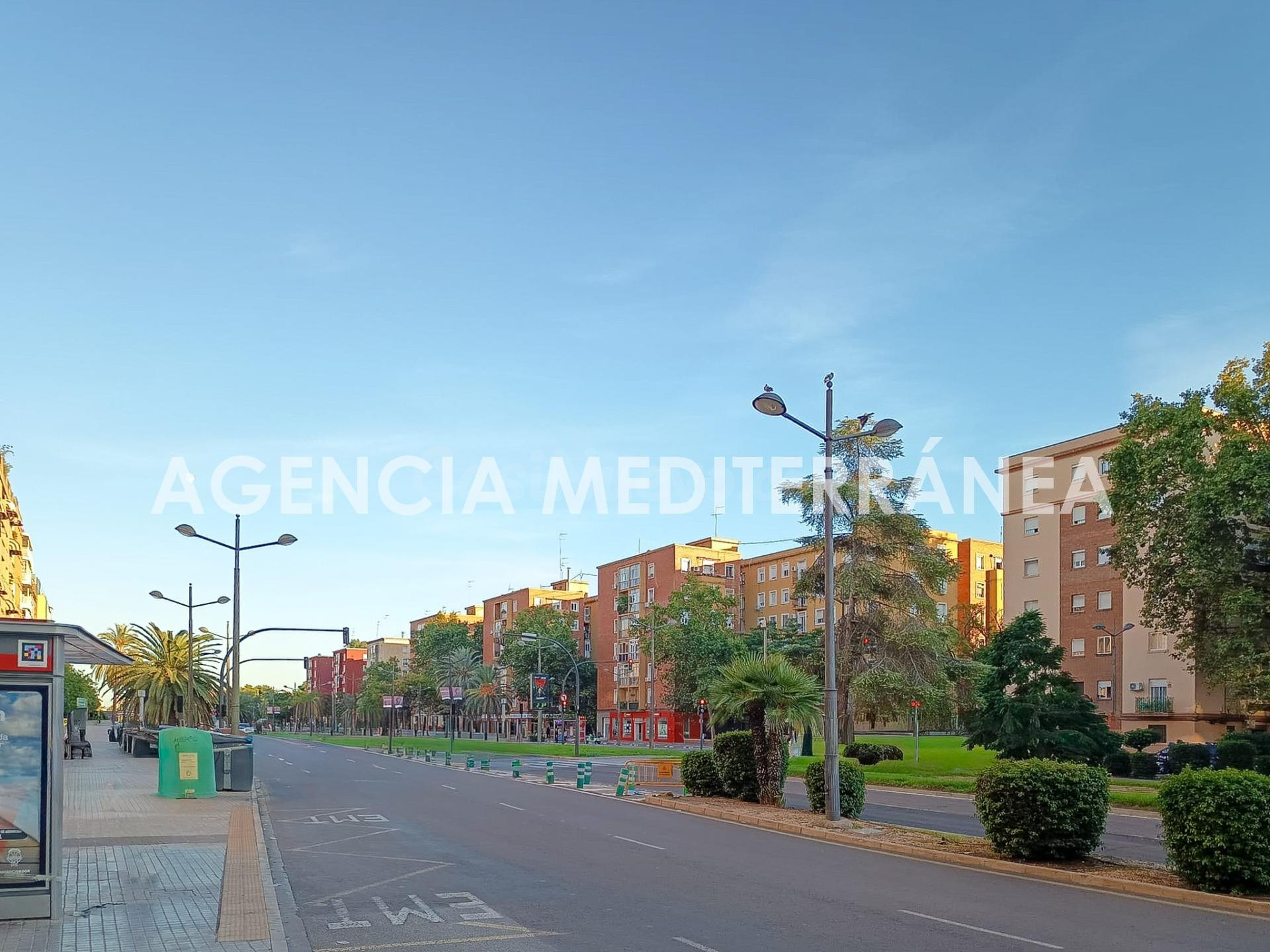 L'OLIVERETA: 5º piso reformado de 130 m2 con ascensor y balcón