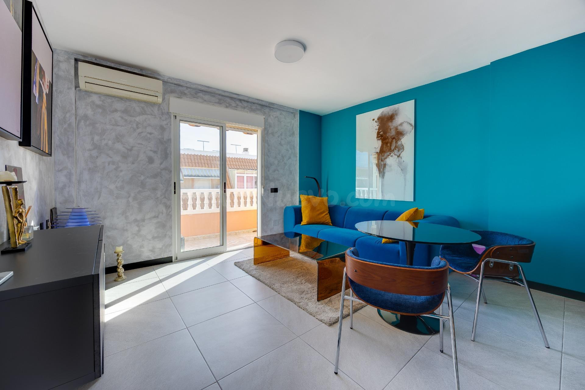 ☀️ ¡Tu nuevo hogar te espera! Piso reformado y luminoso con piscina comunitaria en una ubicación céntrica