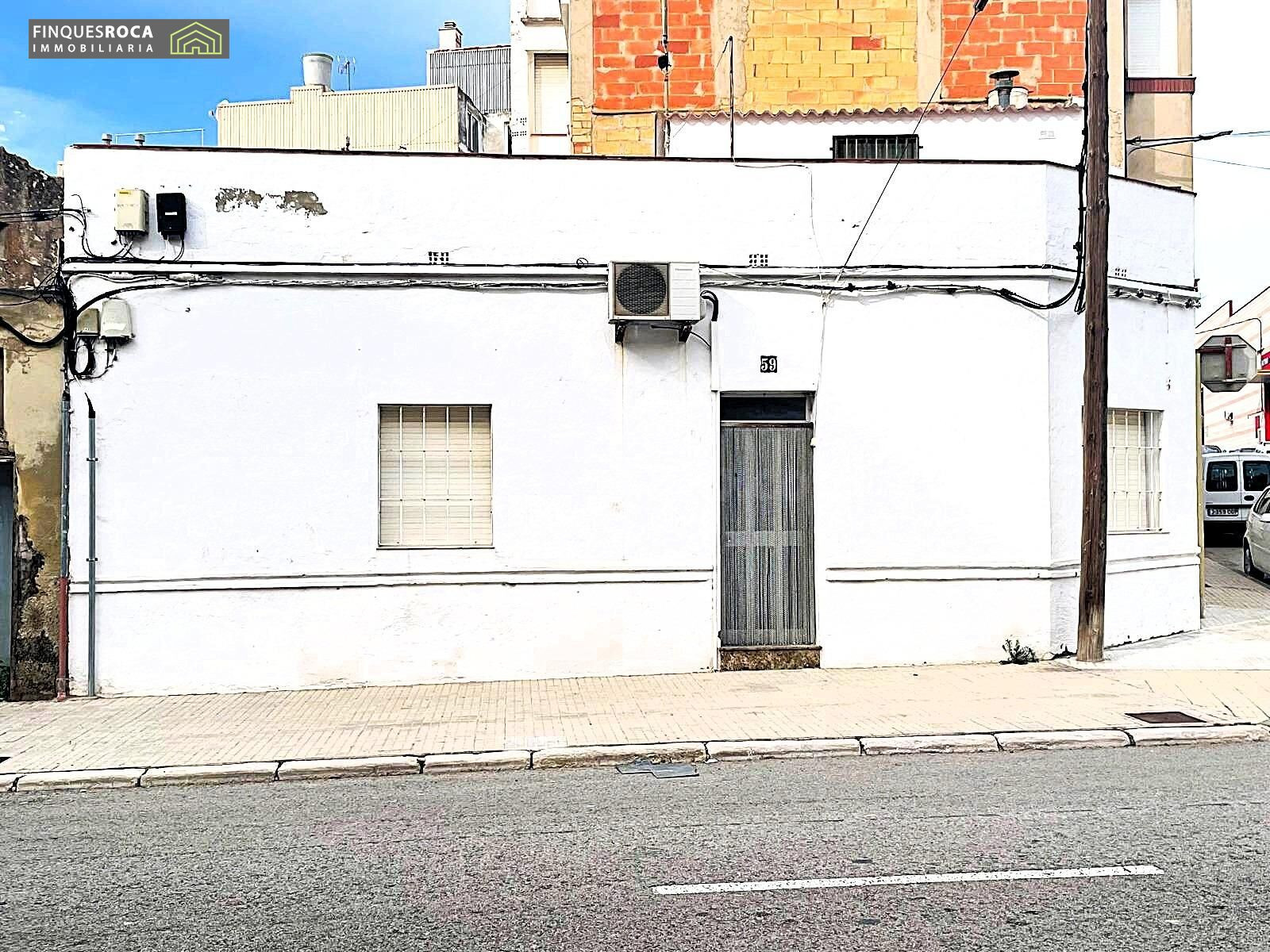 CASA PARA REFORMAR TODA EN UNA PLANTA