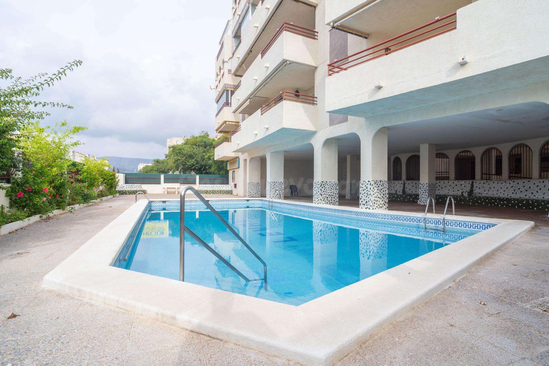 Amplio apartamento en la zona de Magic World