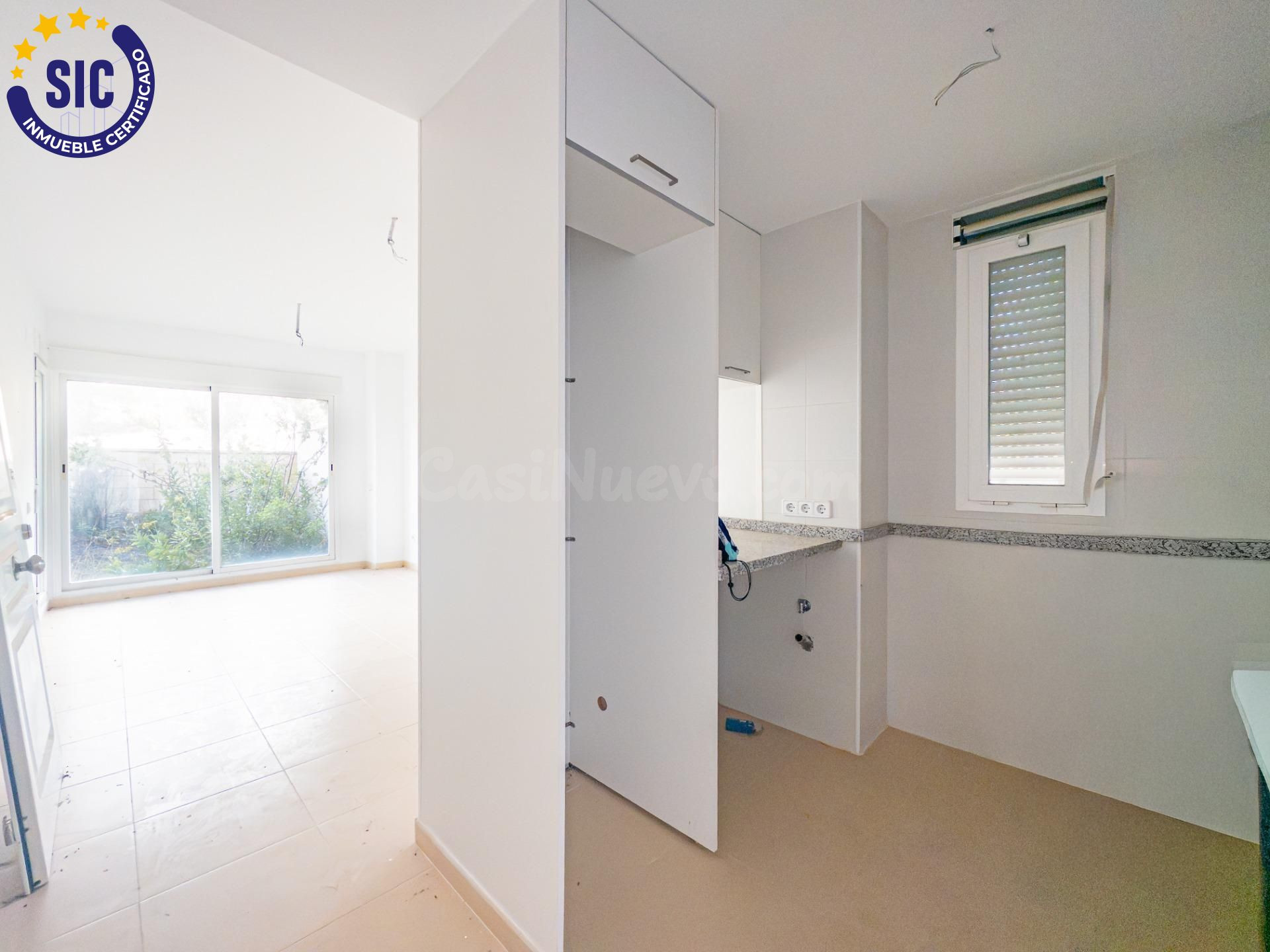 APARTAMENTO DE 2 DORMITORIOS//BAJO CON JARDÍN - foto 4