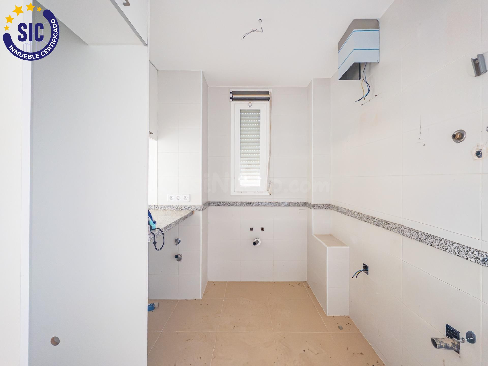 APARTAMENTO DE 2 DORMITORIOS//BAJO CON JARDÍN - foto 5