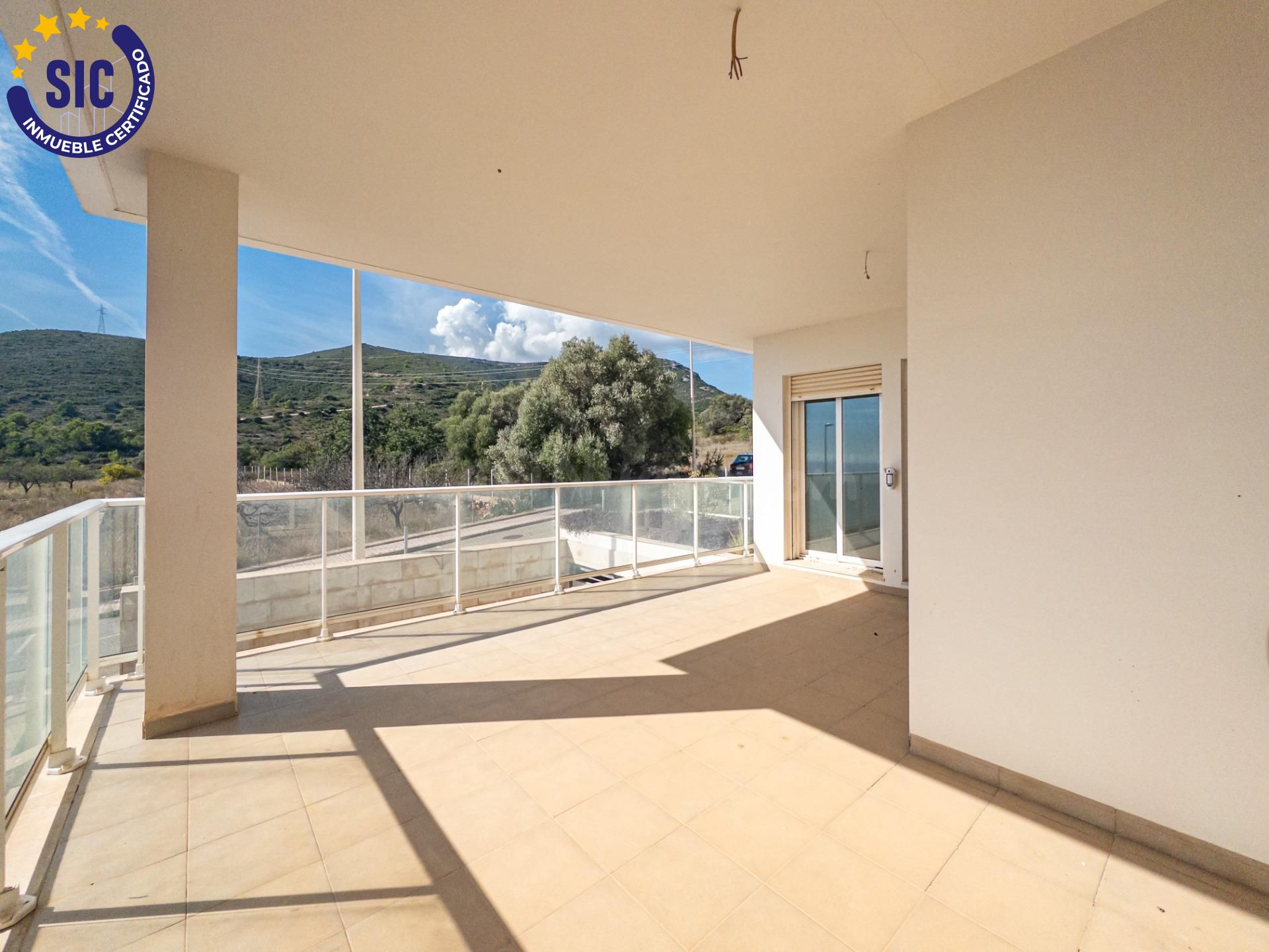 APARTAMENTO DE DOS DORMITORIOS CON VISTAS AL MAR - foto 2
