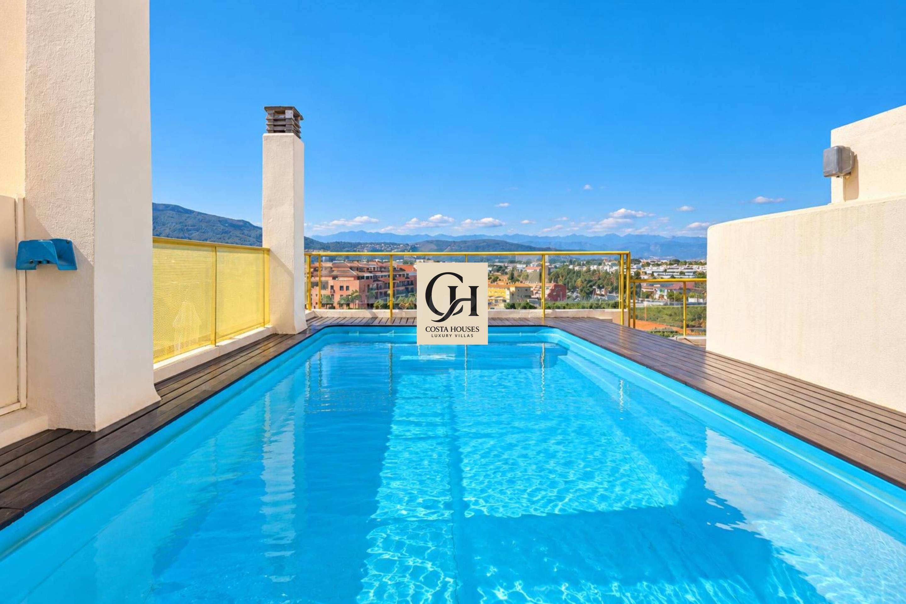 ÁTICO ALTUM · PISCINA PRIVADA Y VISTAS AL MONTGÓ Y AL CASTILLO DE DÉNIA