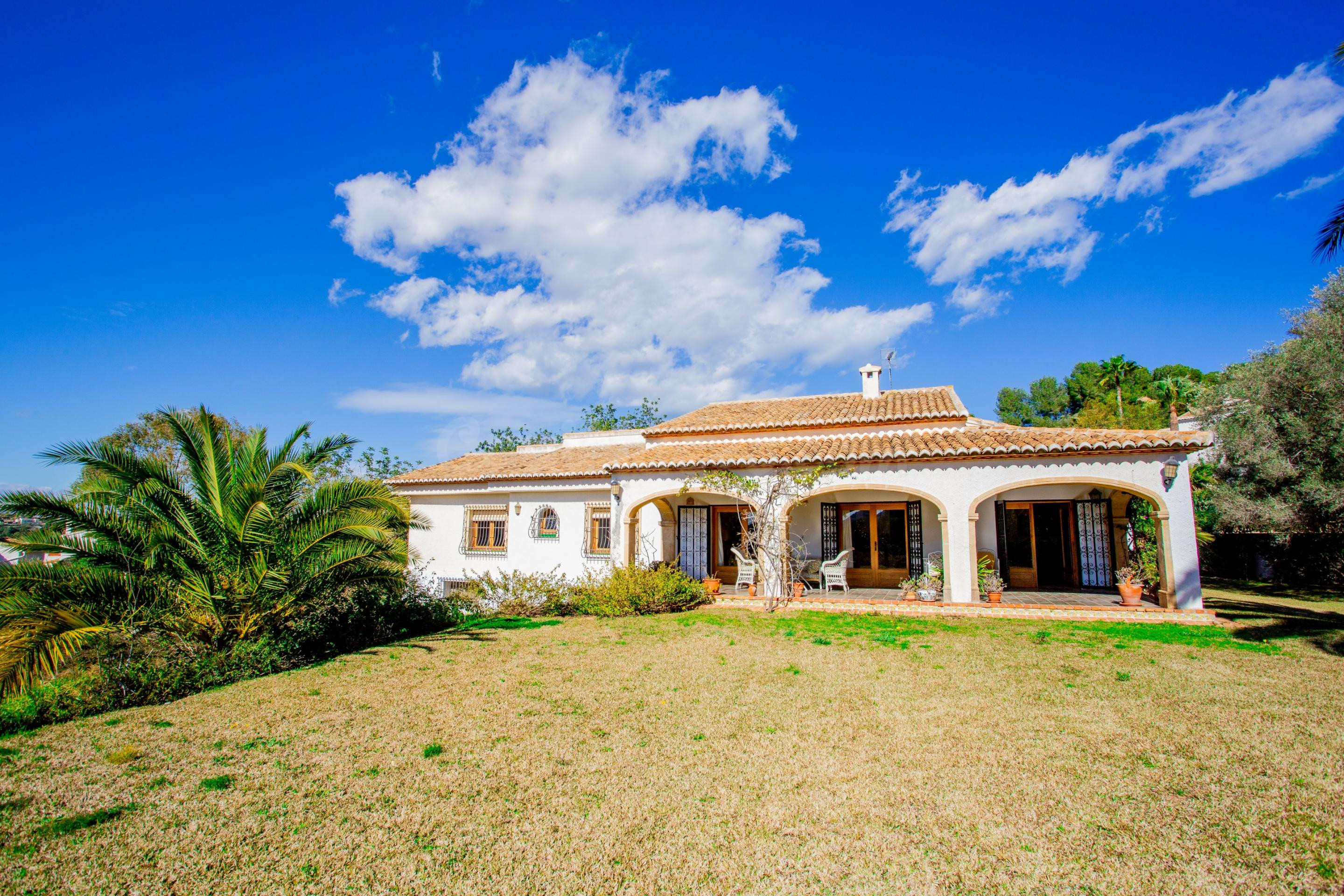 Villa 4 habitaciones en venta - Montañar I