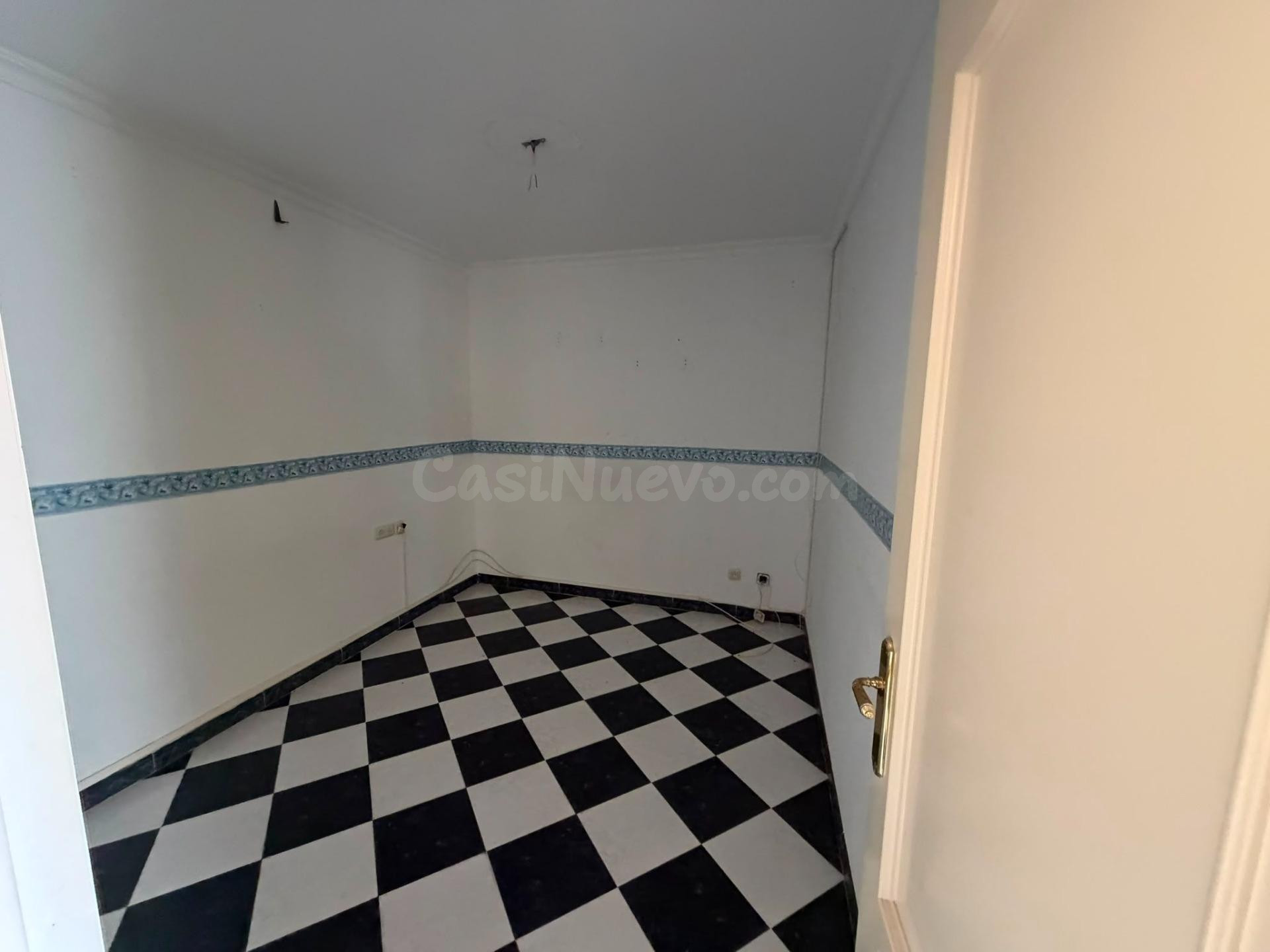 Piso en Cádiz, zona Centro - foto 5