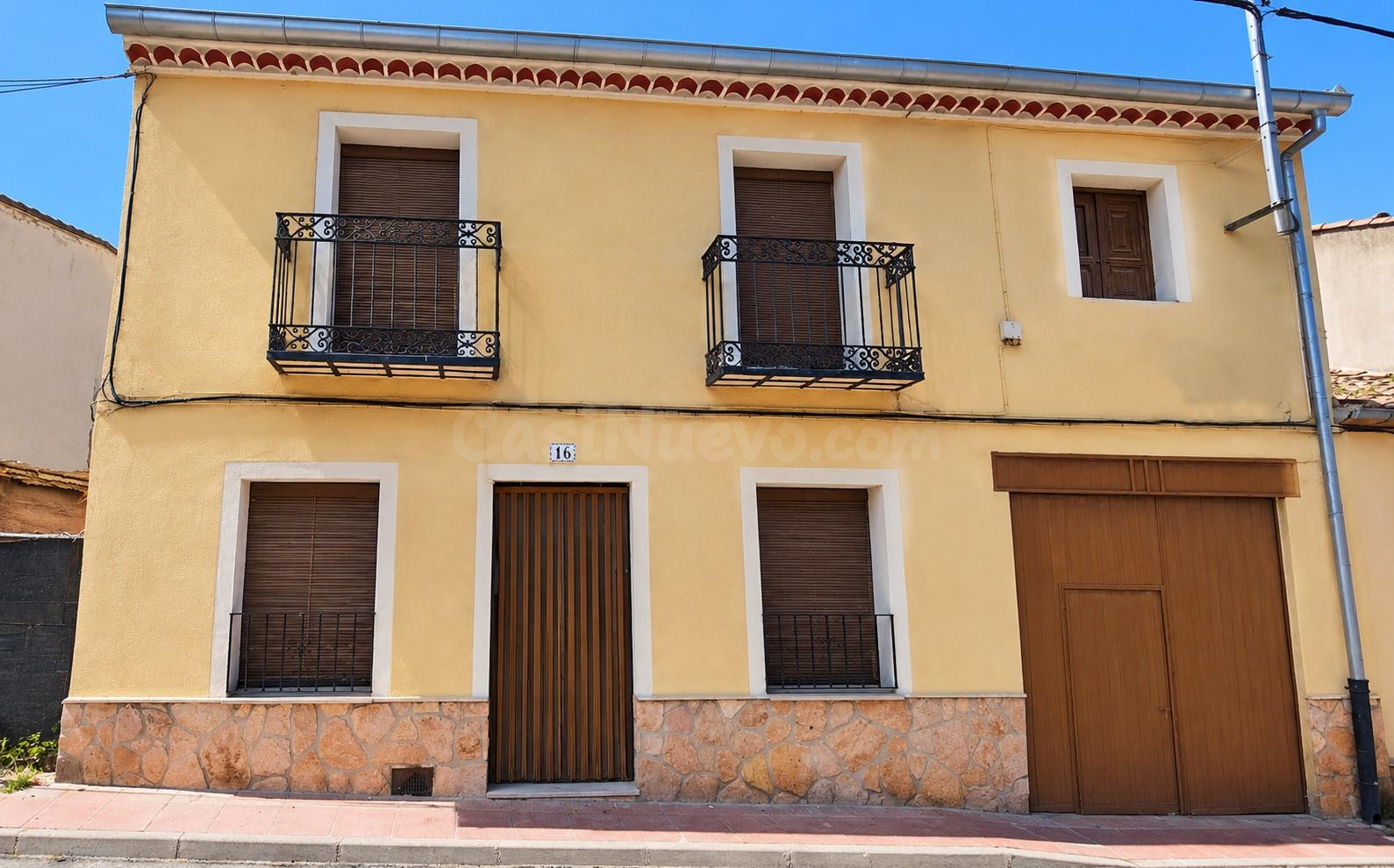 CASA DE PUEBLO EN VENTA EN ESCALONA DEL PRADO (SEGOVIA)