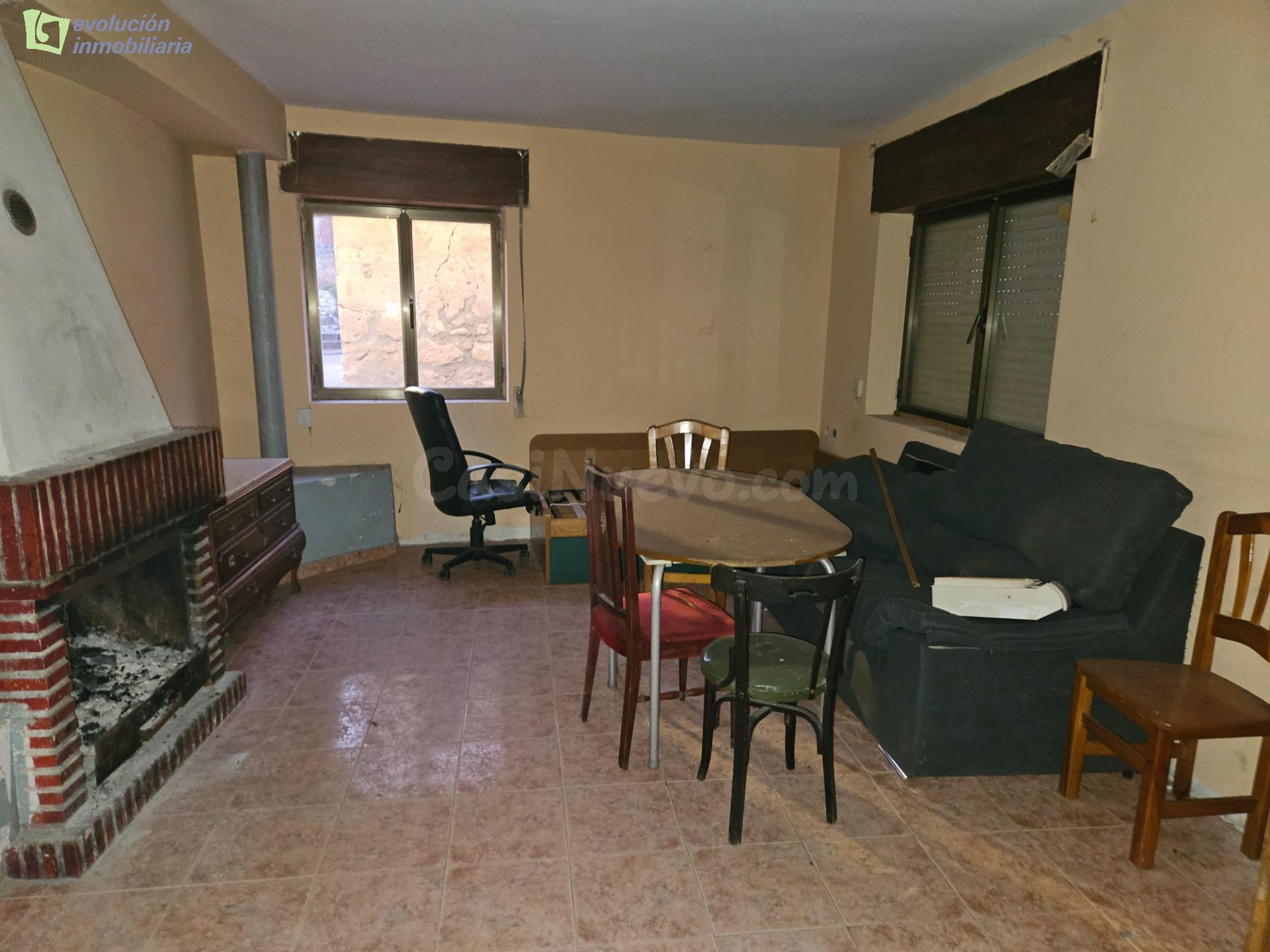 SE VENDE CASA DE PUEBLO PARA REFORMAR EN CASTRILLO DE LA VEG - foto 2