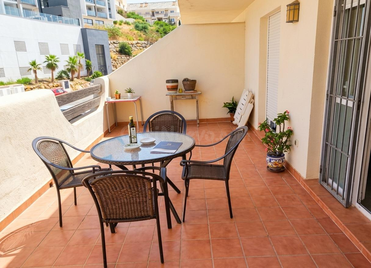 OFERTA DE PISO DE 2 DORMITORIOS CON PLAZA DE GARAJE Y TRASTERO EN LA DUQUESA