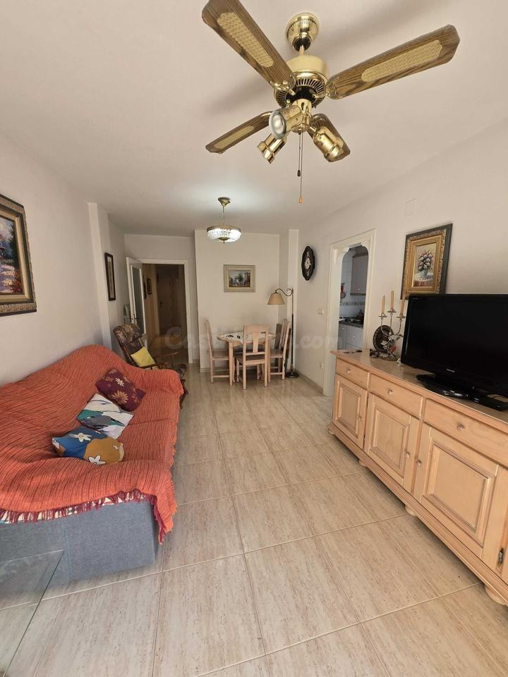 MAGNIFICO PISO A UNOS PASOS DE LA PLAYA, IDEAL PARA VIVIR TODO EL AÑO