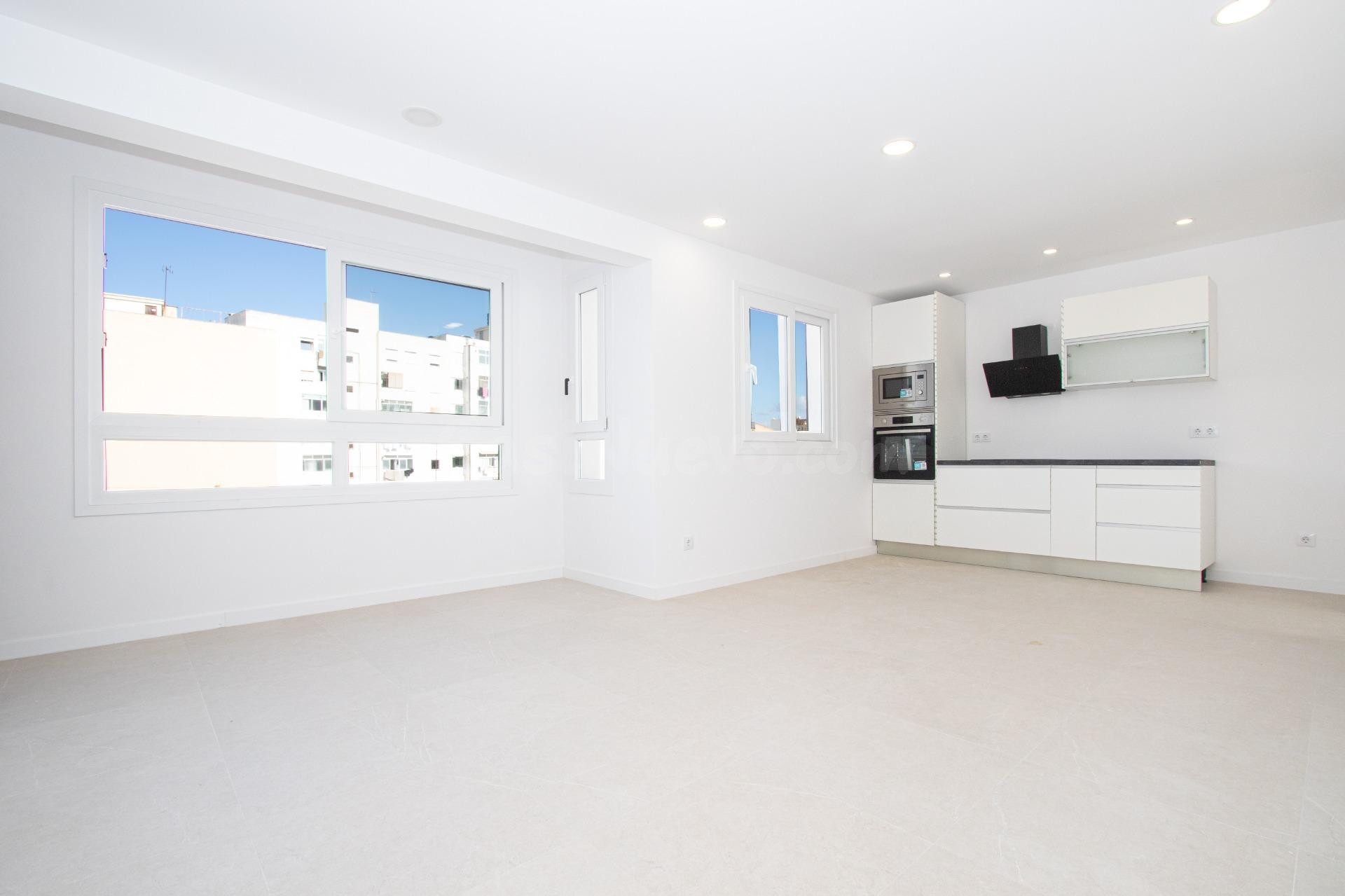¡Exclusivo piso de obra nueva ideal para familias en Palma de Mallorca!