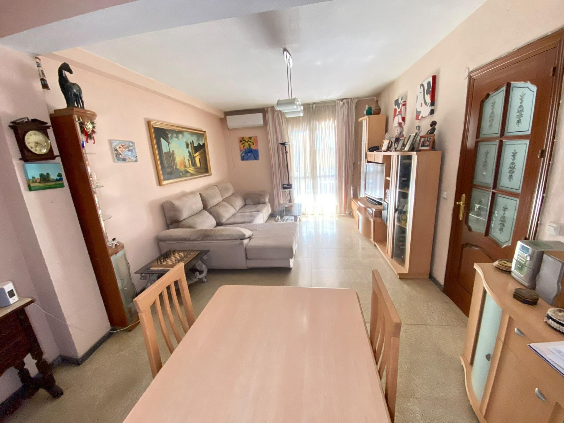 Piso 4 habitaciones 126m² en venta - Av. Barcelona - Viñuela - Rescatado