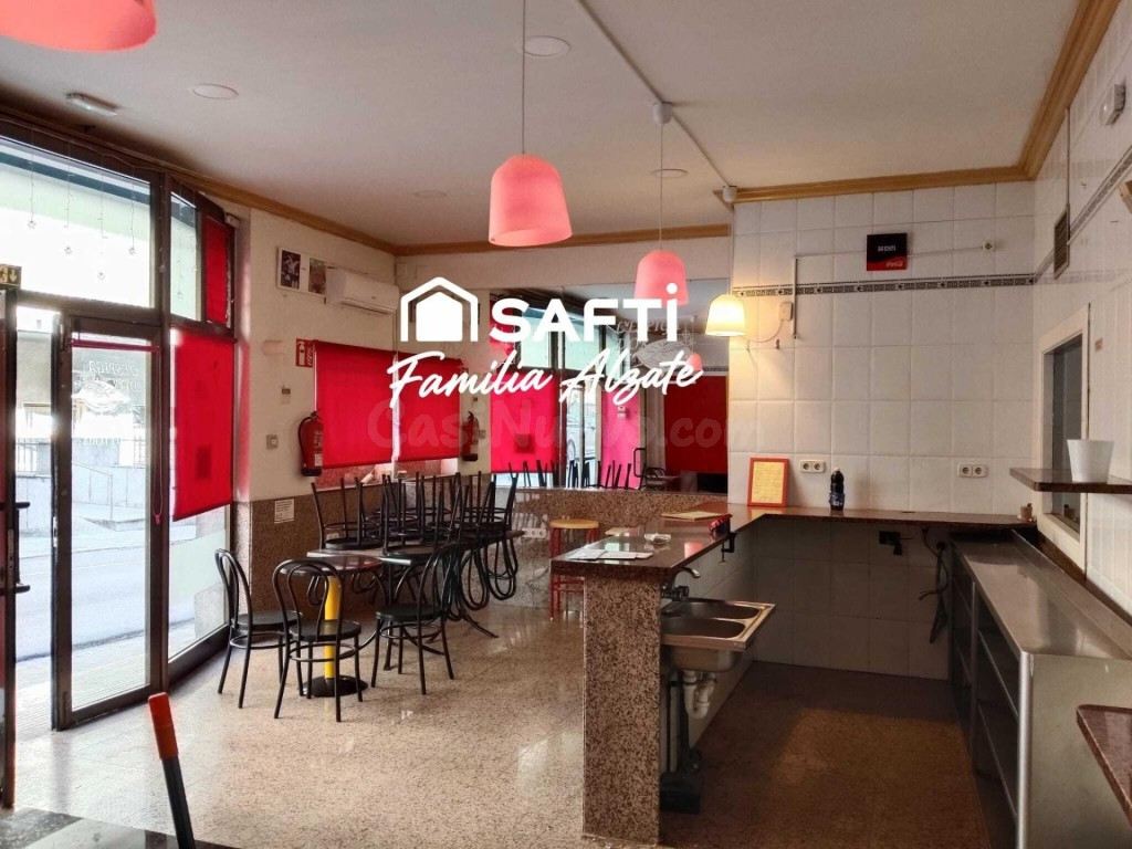 ¡OPORTUNIDAD DE NEGOCIO EN FIGUERES! LOCAL COMERCIAL