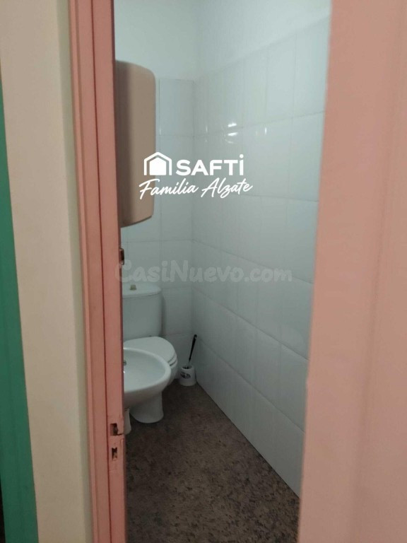 ¡OPORTUNIDAD DE NEGOCIO EN FIGUERES! LOCAL COMERCIAL - foto 5
