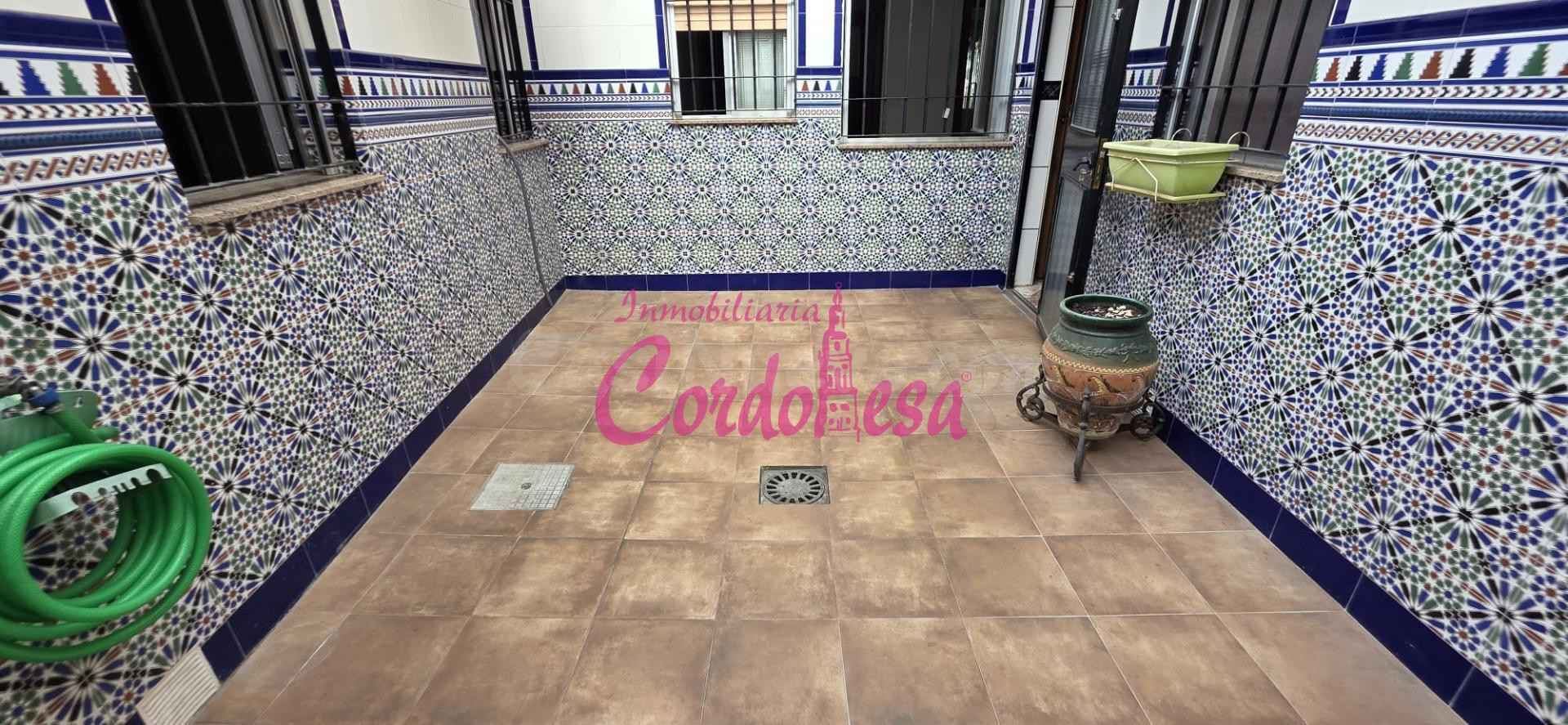 Amplia Casa en Cañero, Córdoba - Ideal para Familias