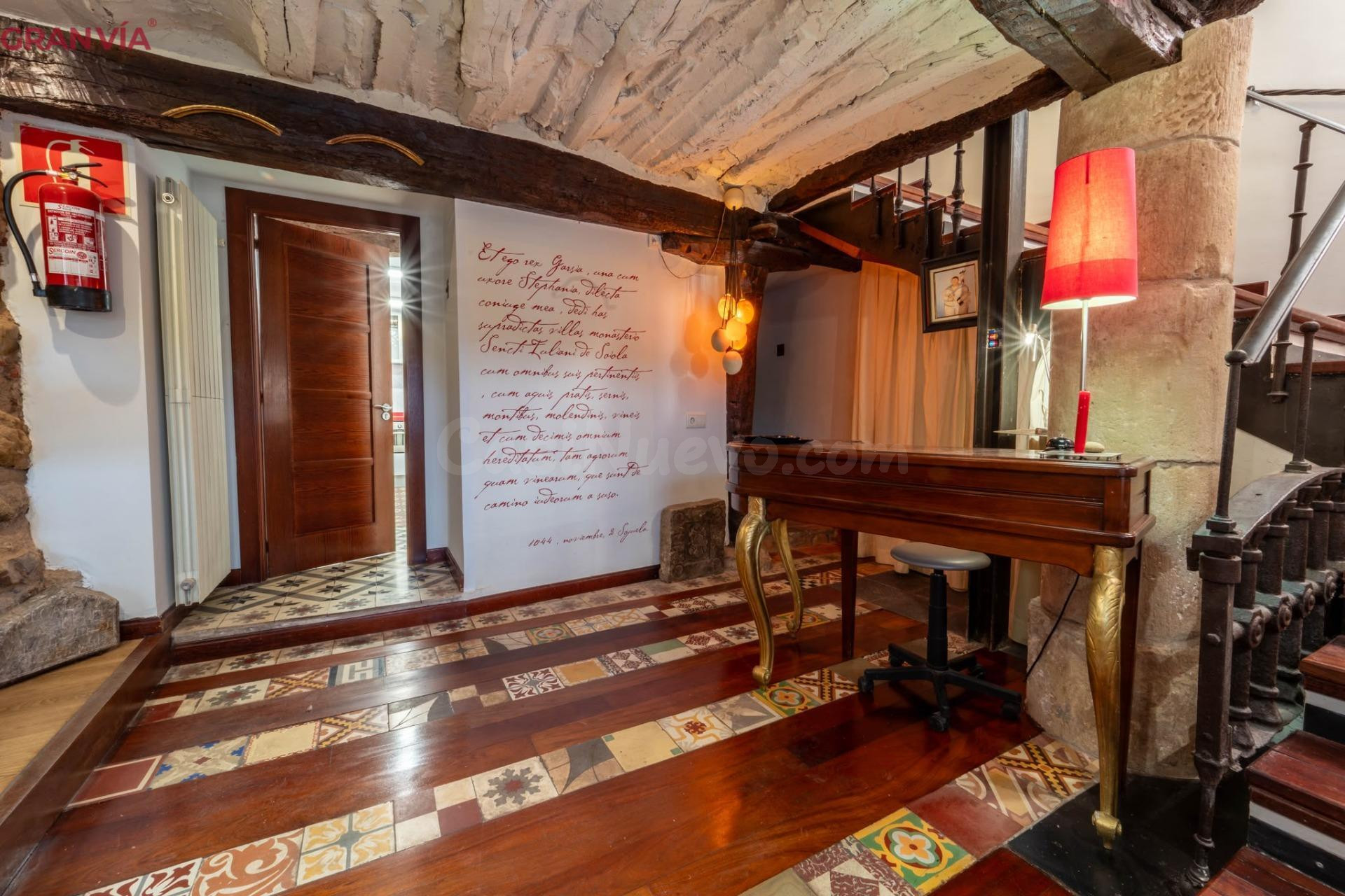 Preciosa casa a la venta en Sojuela - foto 4
