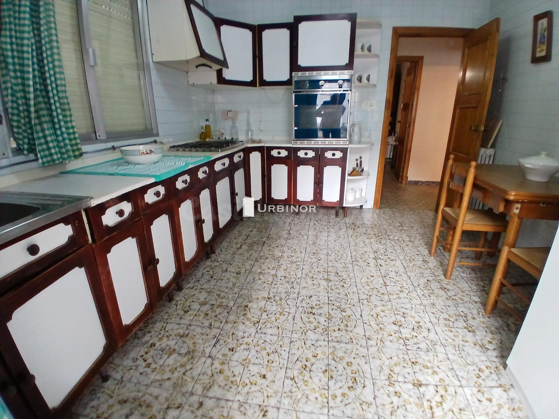 CASA DE PIEDRA con patio. CENTRO DE XINZO DE LIMIA. - foto 4