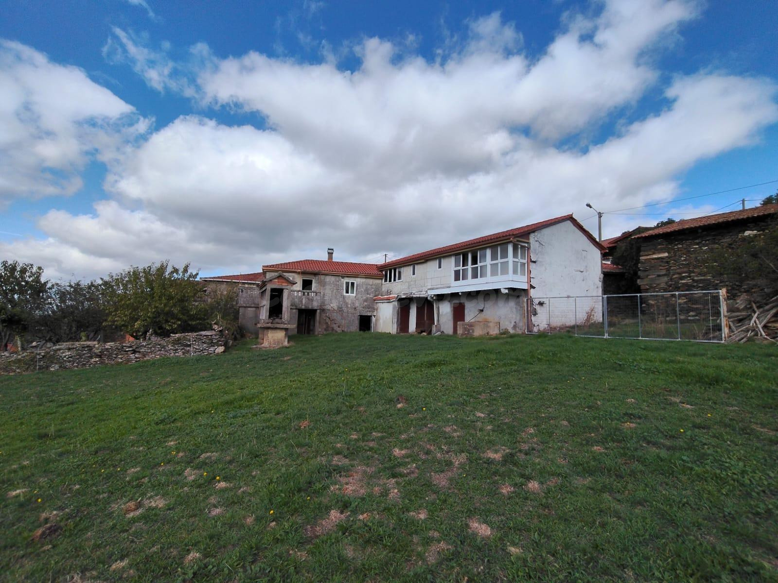 Casa independiente, a reformar -tejado nuevo-. Maceda . Alqu - foto 3