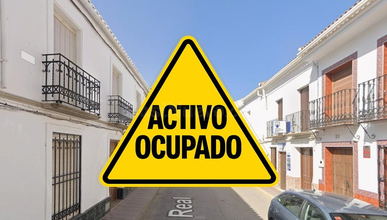 CASA EN CUEVAS DEL BECERRO
